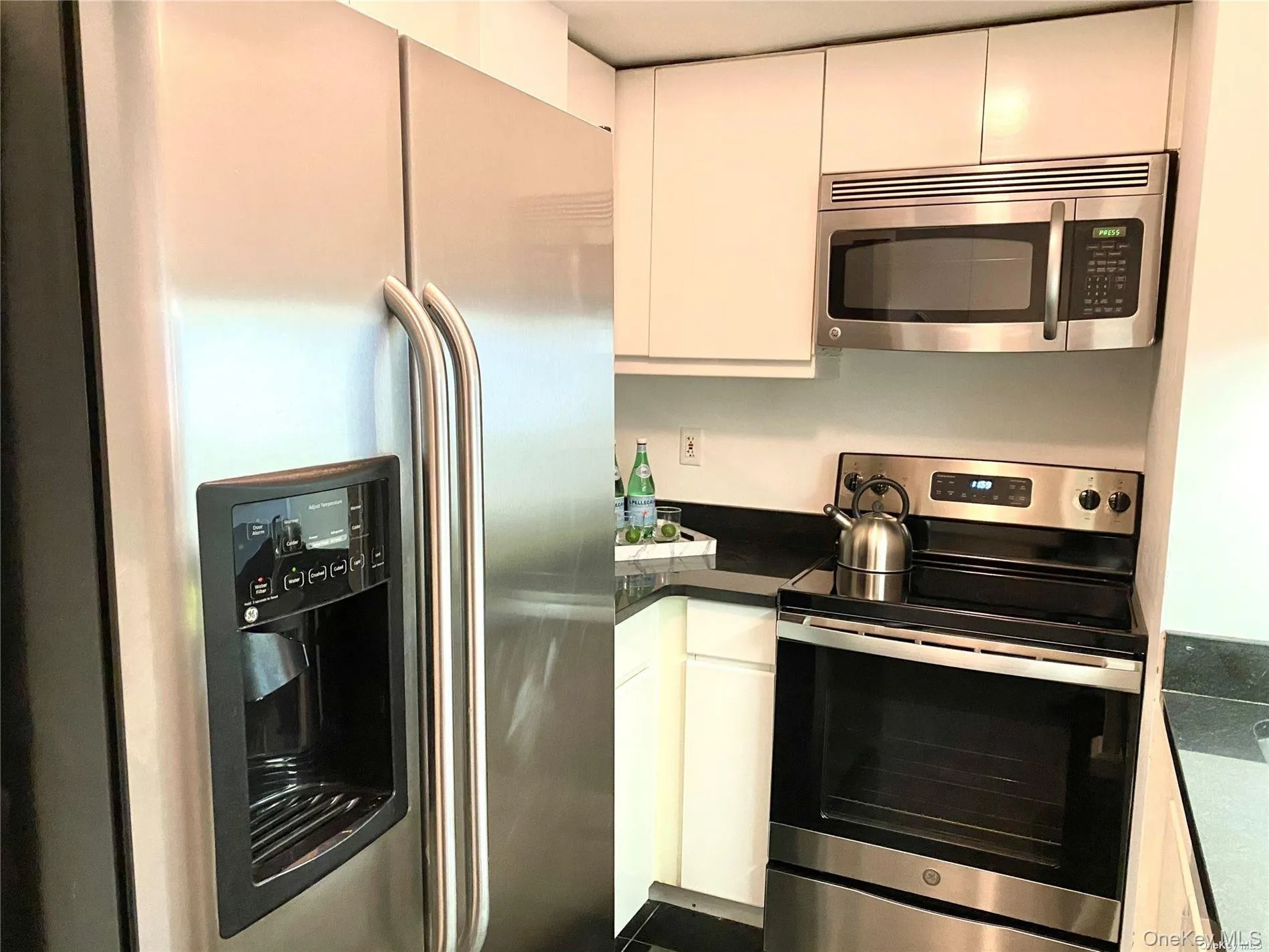 88 Cuttermill Road road, North Hempstead, NY, 1 Bedroom Bedrooms, 3 Rooms Rooms,1 BathroomBathrooms,Residential Lease,For Rent,road,0,1062357 88 Cuttermill Road road, North Hempstead, NY, 1 Bedroom Bedrooms, 3 Rooms Rooms,1 BathroomBathrooms,Residential Lease,For Rent,road,0,1062357