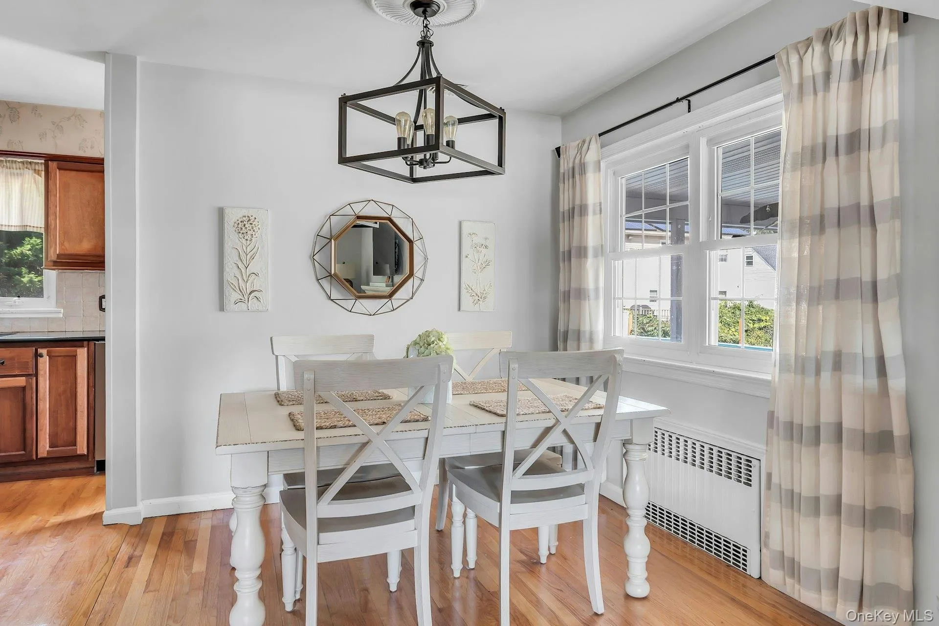 153 Hickory Street, Oyster Bay, NY, 4 Bedrooms Bedrooms, 8 Rooms Rooms,2 BathroomsBathrooms,Residential,For Rent,Hickory,0,1062365 153 Hickory Street, Oyster Bay, NY, 4 Bedrooms Bedrooms, 8 Rooms Rooms,2 BathroomsBathrooms,Residential,For Rent,Hickory,0,1062365