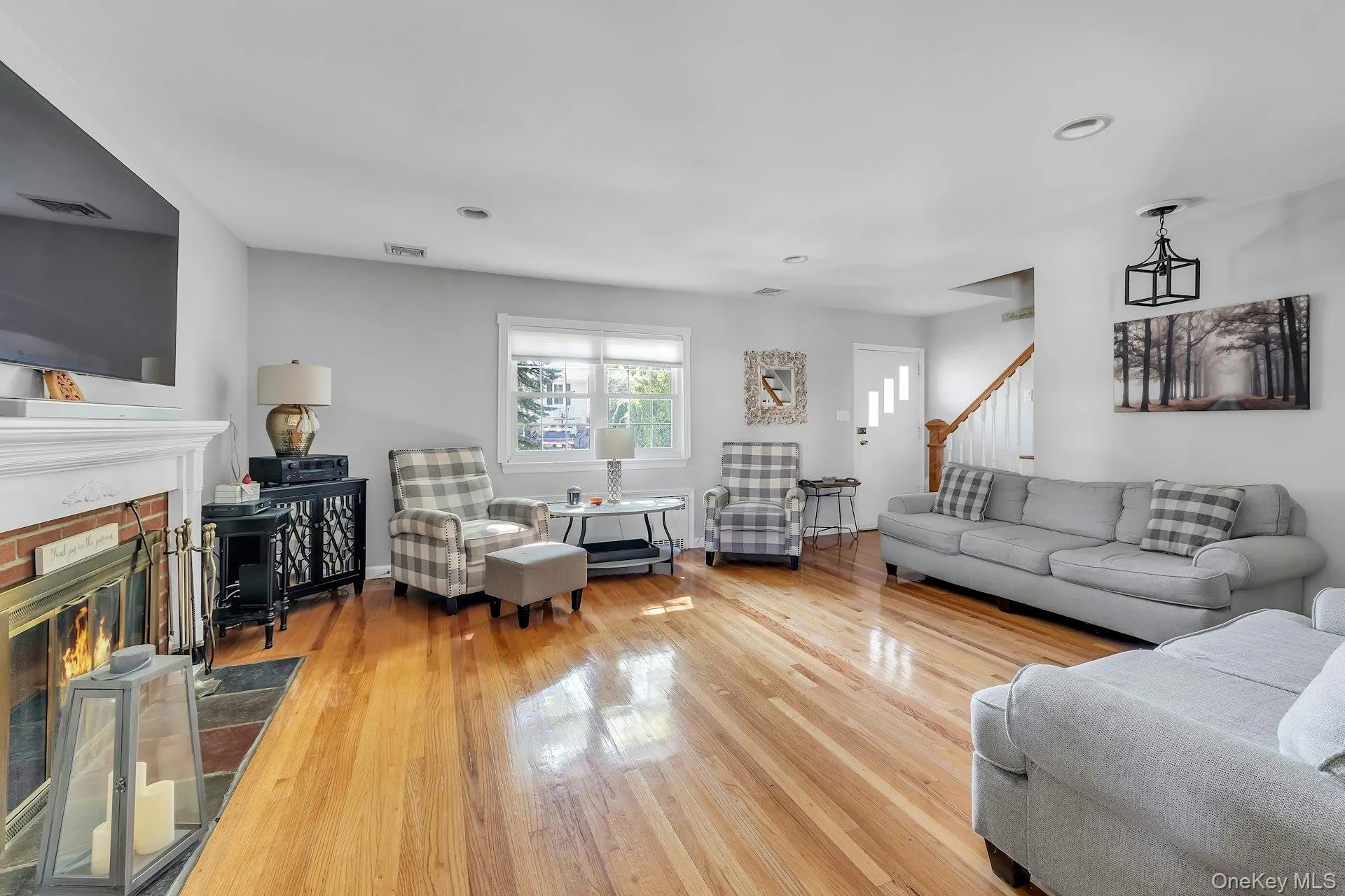 153 Hickory Street, Oyster Bay, NY, 4 Bedrooms Bedrooms, 8 Rooms Rooms,2 BathroomsBathrooms,Residential,For Rent,Hickory,0,1062365 153 Hickory Street, Oyster Bay, NY, 4 Bedrooms Bedrooms, 8 Rooms Rooms,2 BathroomsBathrooms,Residential,For Rent,Hickory,0,1062365