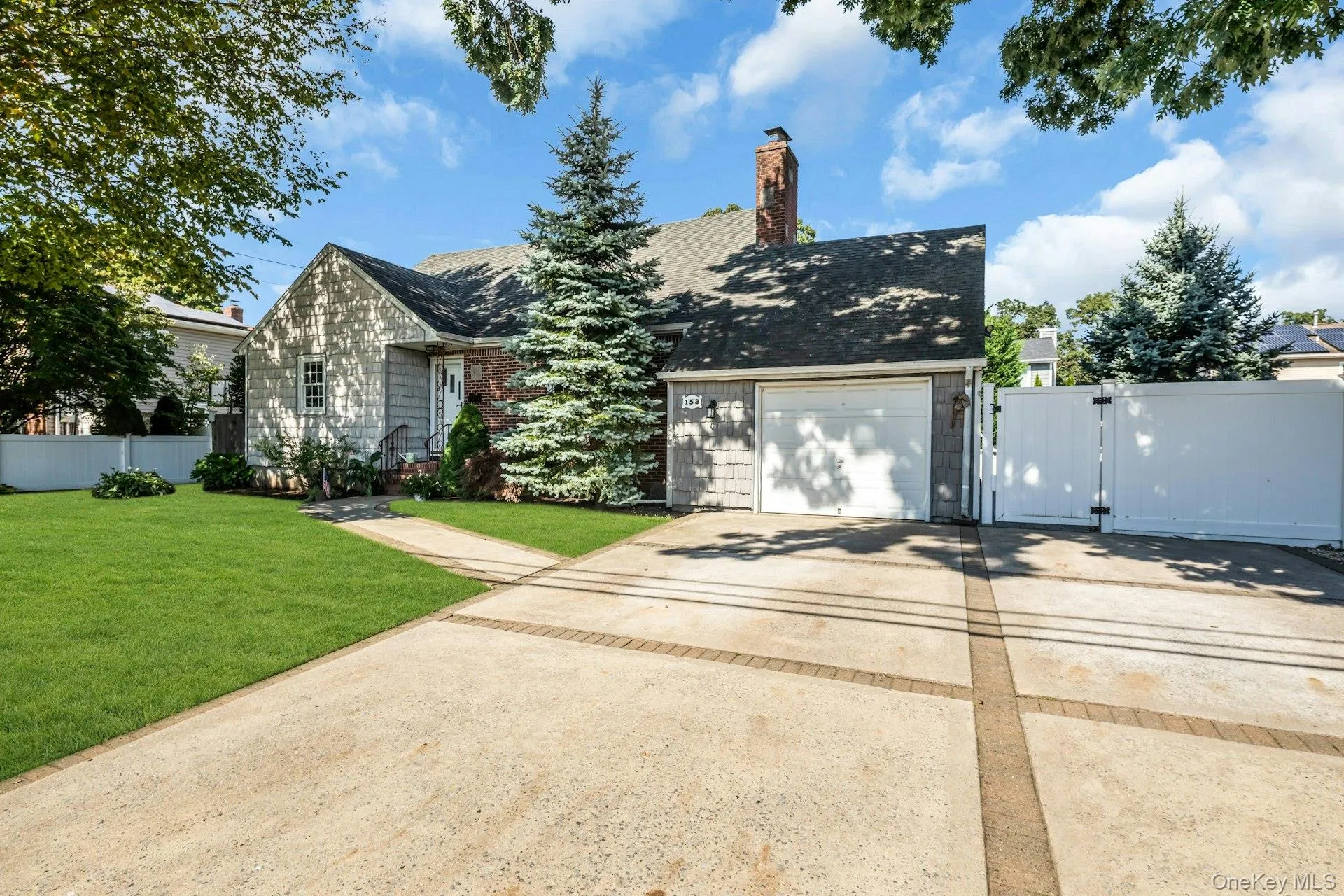 153 Hickory Street, Oyster Bay, NY, 4 Bedrooms Bedrooms, 8 Rooms Rooms,2 BathroomsBathrooms,Residential,For Rent,Hickory,0,1062365 153 Hickory Street, Oyster Bay, NY, 4 Bedrooms Bedrooms, 8 Rooms Rooms,2 BathroomsBathrooms,Residential,For Rent,Hickory,0,1062365