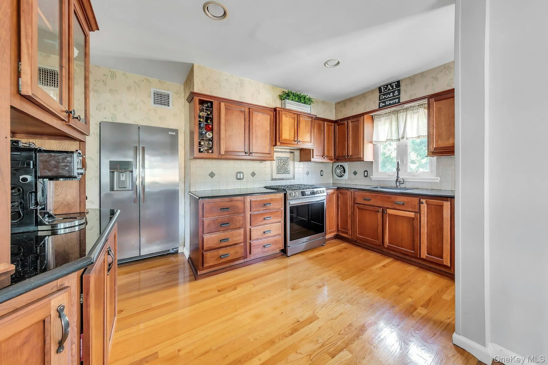 153 Hickory Street, Oyster Bay, NY, 4 Bedrooms Bedrooms, 8 Rooms Rooms,2 BathroomsBathrooms,Residential,For Rent,Hickory,0,1062365 153 Hickory Street, Oyster Bay, NY, 4 Bedrooms Bedrooms, 8 Rooms Rooms,2 BathroomsBathrooms,Residential,For Rent,Hickory,0,1062365