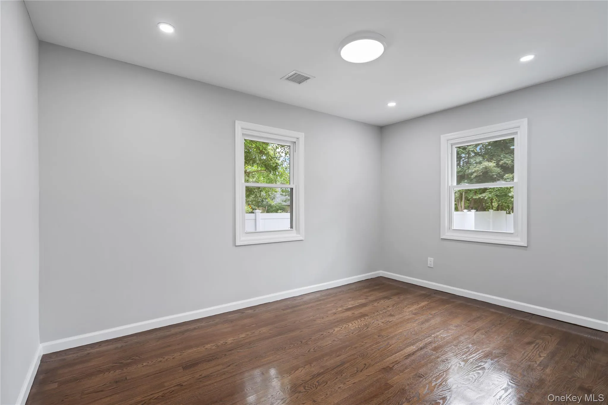 48 Cliff Avenue, Hempstead, NY, 4 Bedrooms Bedrooms, 6 Rooms Rooms,2 BathroomsBathrooms,Residential,For Rent,Cliff,0,1062367 48 Cliff Avenue, Hempstead, NY, 4 Bedrooms Bedrooms, 6 Rooms Rooms,2 BathroomsBathrooms,Residential,For Rent,Cliff,0,1062367
