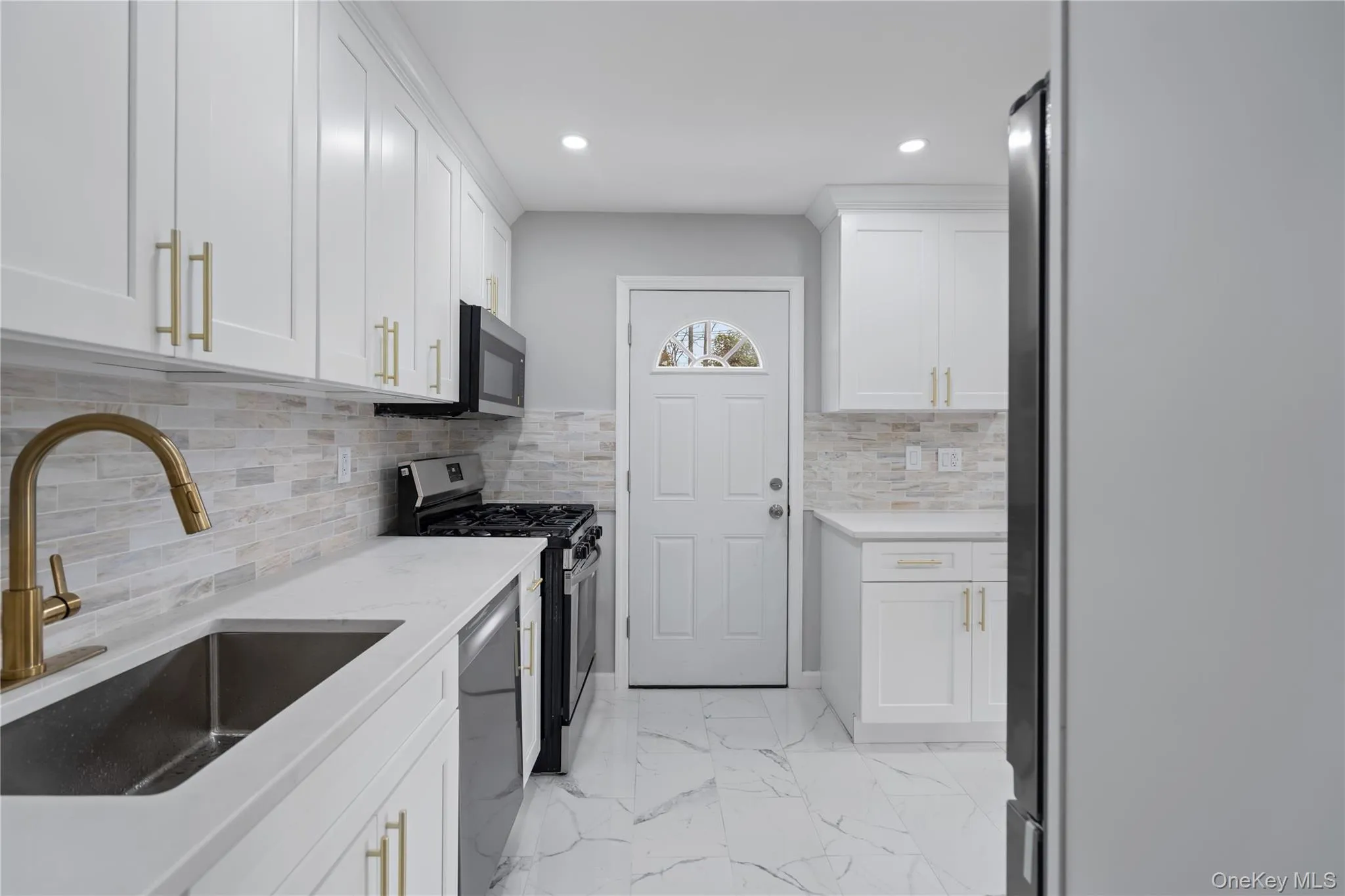48 Cliff Avenue, Hempstead, NY, 4 Bedrooms Bedrooms, 6 Rooms Rooms,2 BathroomsBathrooms,Residential,For Rent,Cliff,0,1062367 48 Cliff Avenue, Hempstead, NY, 4 Bedrooms Bedrooms, 6 Rooms Rooms,2 BathroomsBathrooms,Residential,For Rent,Cliff,0,1062367