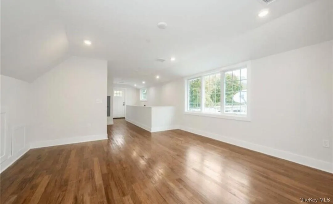 142 Maple Avenue, Rye City, NY, 3 Bedrooms Bedrooms, 6 Rooms Rooms,3 BathroomsBathrooms,Residential Lease,For Rent,Maple,0,1062368 142 Maple Avenue, Rye City, NY, 3 Bedrooms Bedrooms, 6 Rooms Rooms,3 BathroomsBathrooms,Residential Lease,For Rent,Maple,0,1062368