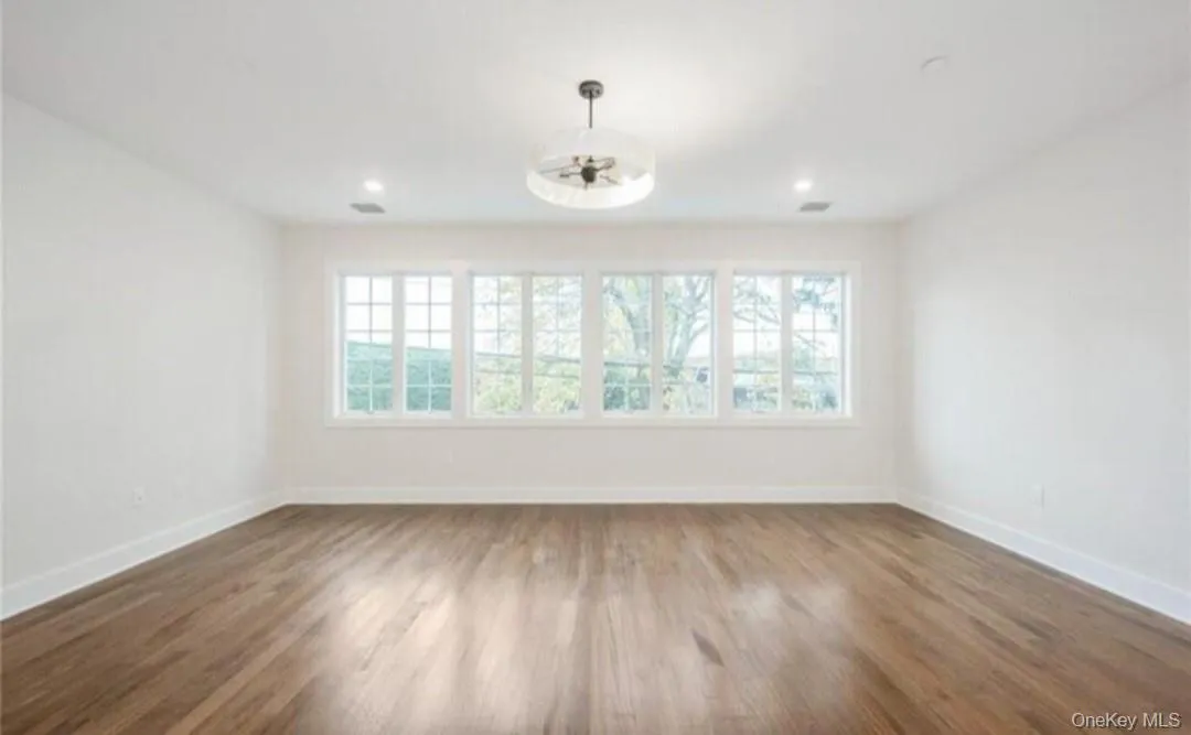 142 Maple Avenue, Rye City, NY, 3 Bedrooms Bedrooms, 6 Rooms Rooms,3 BathroomsBathrooms,Residential Lease,For Rent,Maple,0,1062368 142 Maple Avenue, Rye City, NY, 3 Bedrooms Bedrooms, 6 Rooms Rooms,3 BathroomsBathrooms,Residential Lease,For Rent,Maple,0,1062368
