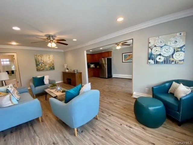 385B Great East Neck Road, Babylon, NY, 1 Bedroom Bedrooms, 3 Room Rooms,1 BathroomBathrooms,Residential Lease,For Rent,Great East Neck,0,1062382 385B Great East Neck Road, Babylon, NY, 1 Bedroom Bedrooms, 3 Room Rooms,1 BathroomBathrooms,Residential Lease,For Rent,Great East Neck,0,1062382