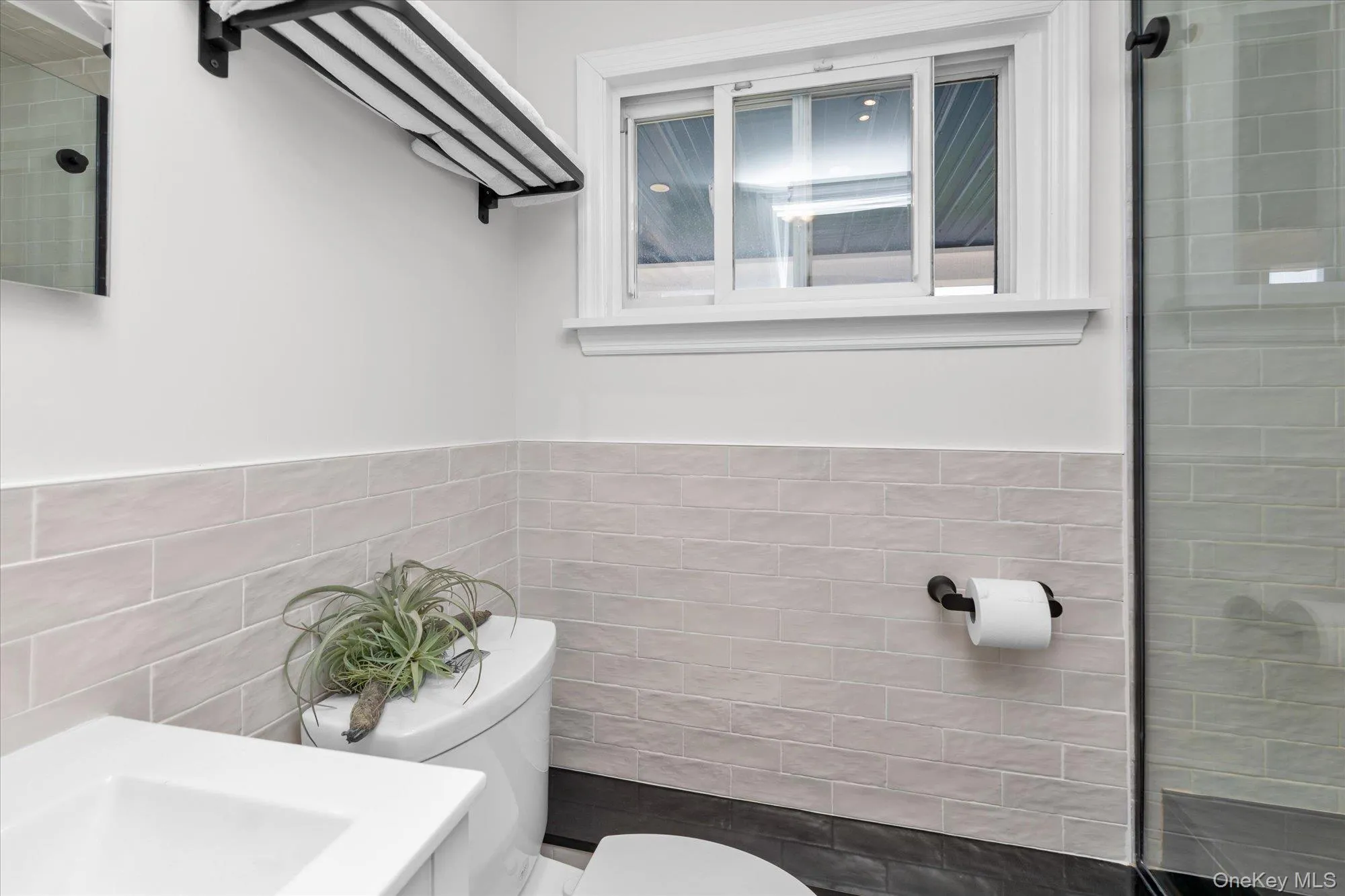 19 Anchor Drive, Oyster Bay, NY, 4 Bedrooms Bedrooms, 8 Rooms Rooms,4 BathroomsBathrooms,Residential,For Rent,Anchor,0,1062387 19 Anchor Drive, Oyster Bay, NY, 4 Bedrooms Bedrooms, 8 Rooms Rooms,4 BathroomsBathrooms,Residential,For Rent,Anchor,0,1062387