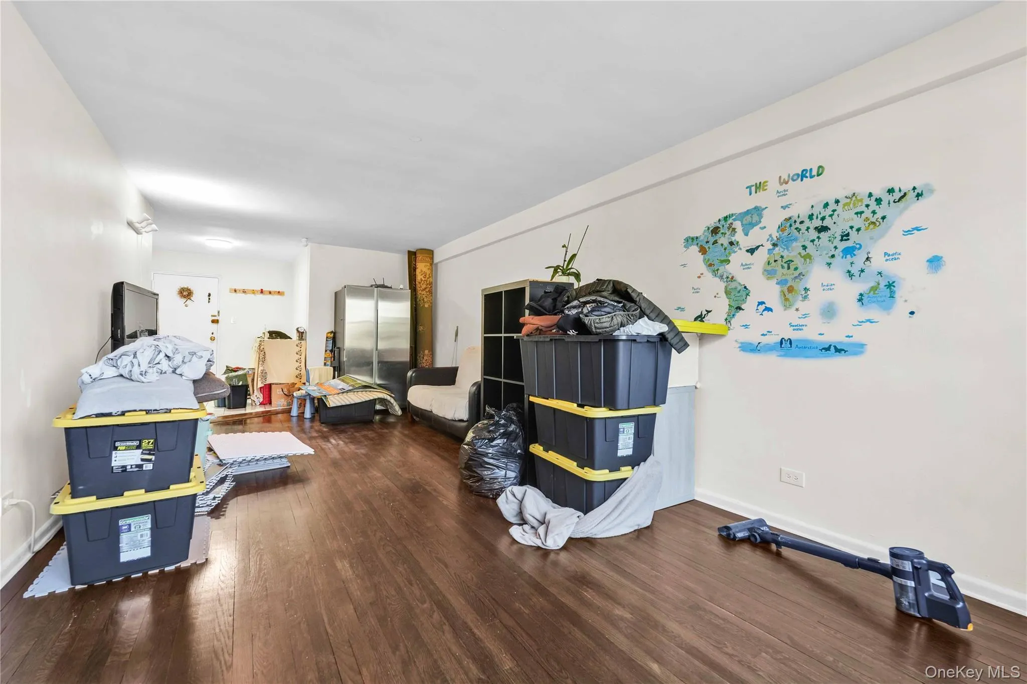 209-25 18th Avenue, New York, NY, 2 Bedrooms Bedrooms, 6 Rooms Rooms,1 BathroomBathrooms,Residential,For Rent,18th,0,1062392 209-25 18th Avenue, New York, NY, 2 Bedrooms Bedrooms, 6 Rooms Rooms,1 BathroomBathrooms,Residential,For Rent,18th,0,1062392