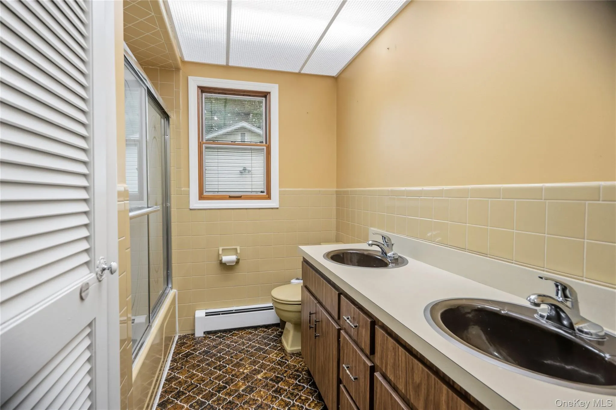 77 Woodside Avenue, Brookhaven, NY, 4 Bedrooms Bedrooms, 7 Rooms Rooms,4 BathroomsBathrooms,Residential,For Rent,Woodside,0,1062396 77 Woodside Avenue, Brookhaven, NY, 4 Bedrooms Bedrooms, 7 Rooms Rooms,4 BathroomsBathrooms,Residential,For Rent,Woodside,0,1062396