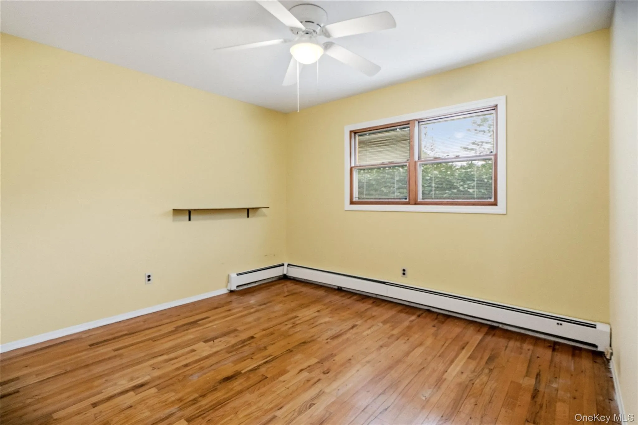 77 Woodside Avenue, Brookhaven, NY, 4 Bedrooms Bedrooms, 7 Rooms Rooms,4 BathroomsBathrooms,Residential,For Rent,Woodside,0,1062396 77 Woodside Avenue, Brookhaven, NY, 4 Bedrooms Bedrooms, 7 Rooms Rooms,4 BathroomsBathrooms,Residential,For Rent,Woodside,0,1062396
