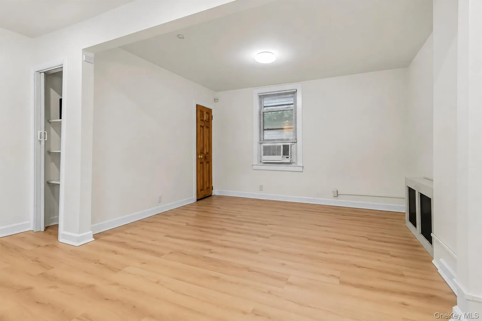 157 Washington Street, Mount Pleasant, NY, 3 Bedrooms Bedrooms, 4 Rooms Rooms,1 BathroomBathrooms,Residential Lease,For Rent,Washington,0,1062402 157 Washington Street, Mount Pleasant, NY, 3 Bedrooms Bedrooms, 4 Rooms Rooms,1 BathroomBathrooms,Residential Lease,For Rent,Washington,0,1062402