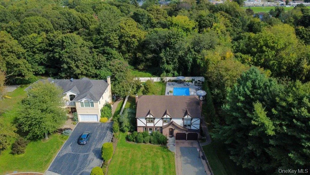 43 Pelican Court, Oyster Bay, NY, 4 Bedrooms Bedrooms, 8 Rooms Rooms,2 BathroomsBathrooms,Residential,For Rent,Pelican,0,1062407 43 Pelican Court, Oyster Bay, NY, 4 Bedrooms Bedrooms, 8 Rooms Rooms,2 BathroomsBathrooms,Residential,For Rent,Pelican,0,1062407