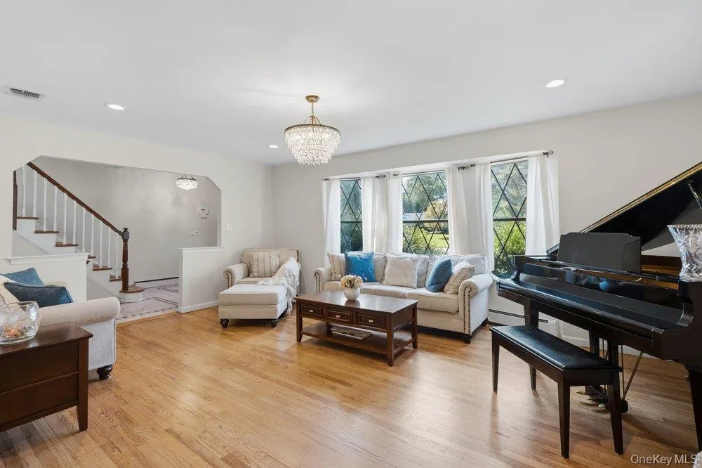 43 Pelican Court, Oyster Bay, NY, 4 Bedrooms Bedrooms, 8 Rooms Rooms,2 BathroomsBathrooms,Residential,For Rent,Pelican,0,1062407 43 Pelican Court, Oyster Bay, NY, 4 Bedrooms Bedrooms, 8 Rooms Rooms,2 BathroomsBathrooms,Residential,For Rent,Pelican,0,1062407