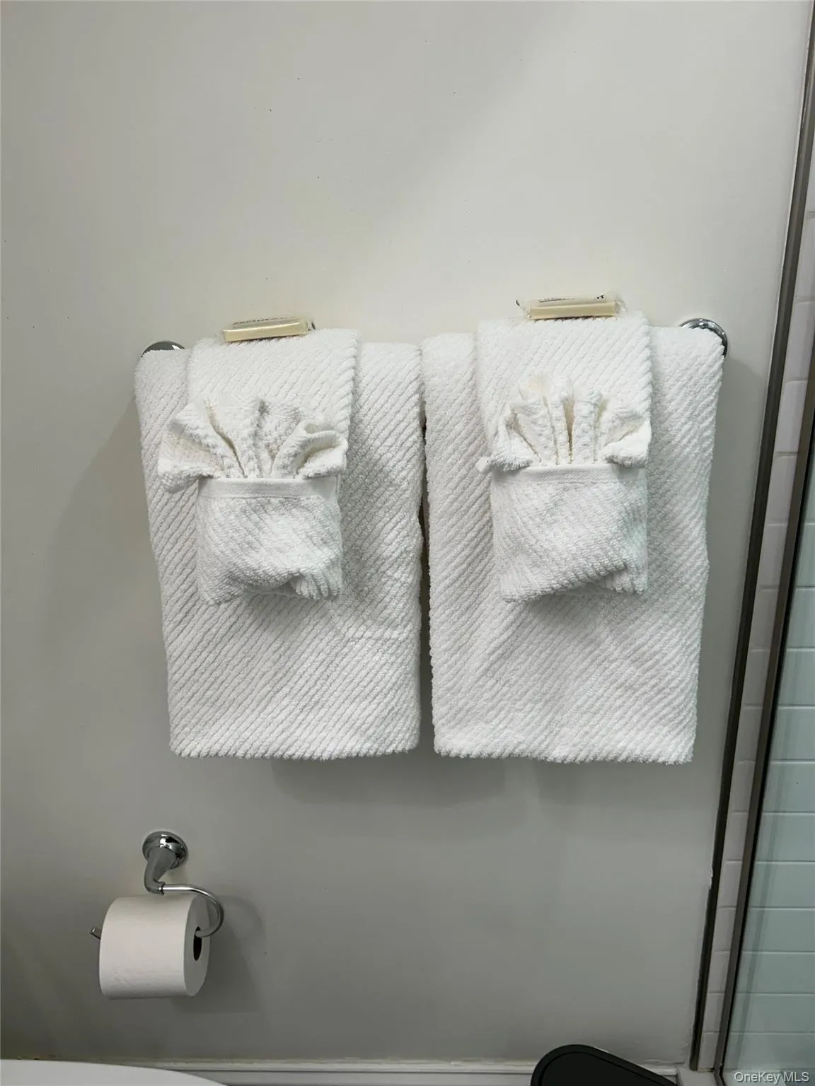 11472 225th Street, New York, NY, 2 Rooms Rooms,1 BathroomBathrooms,Residential Lease,For Rent,225th,0,1062411 11472 225th Street, New York, NY, 2 Rooms Rooms,1 BathroomBathrooms,Residential Lease,For Rent,225th,0,1062411