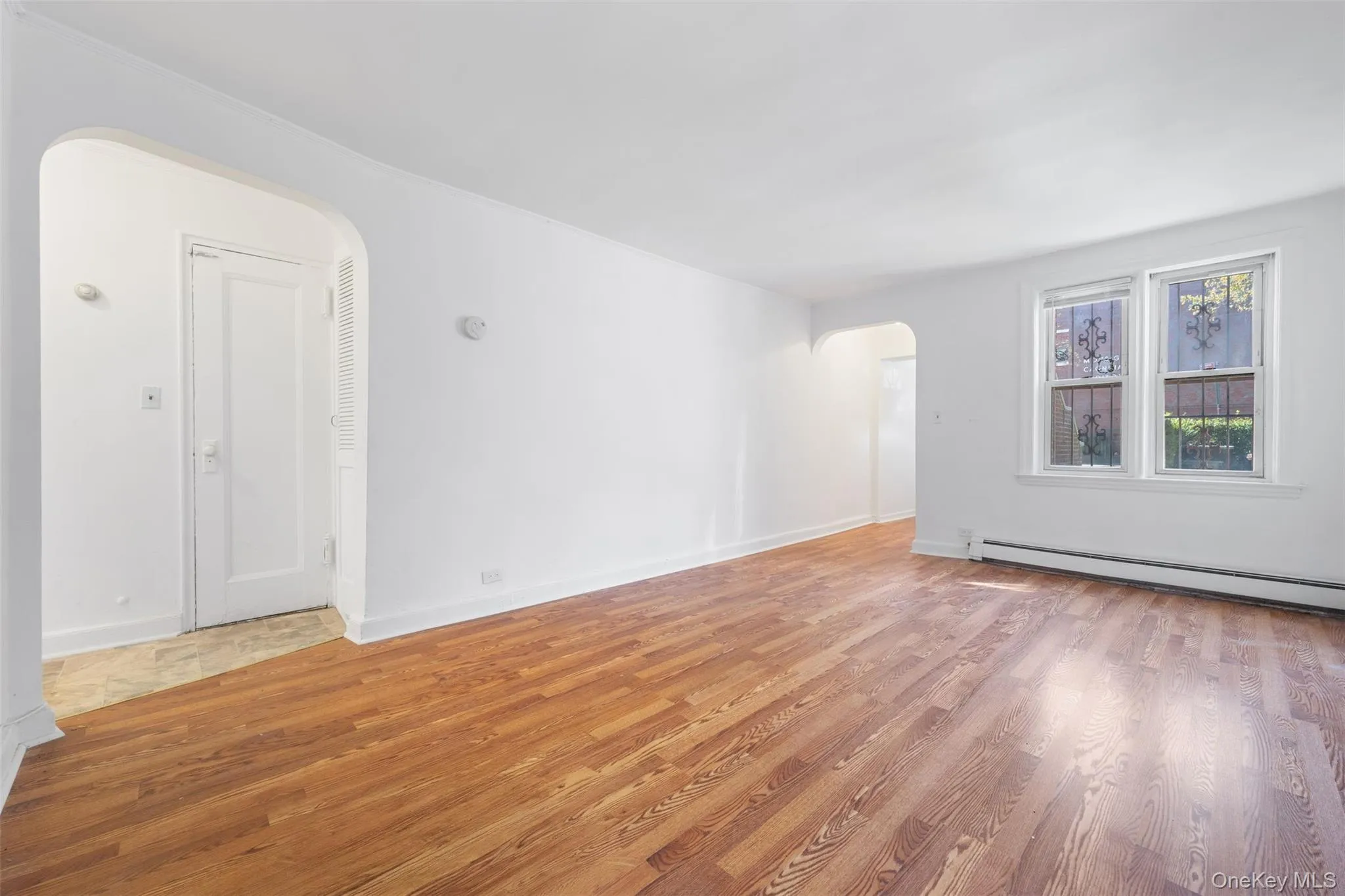 1902 Hone Avenue, New York, NY, 3 Bedrooms Bedrooms, 9 Rooms Rooms,2 BathroomsBathrooms,Residential,For Rent,Hone,0,1062413 1902 Hone Avenue, New York, NY, 3 Bedrooms Bedrooms, 9 Rooms Rooms,2 BathroomsBathrooms,Residential,For Rent,Hone,0,1062413