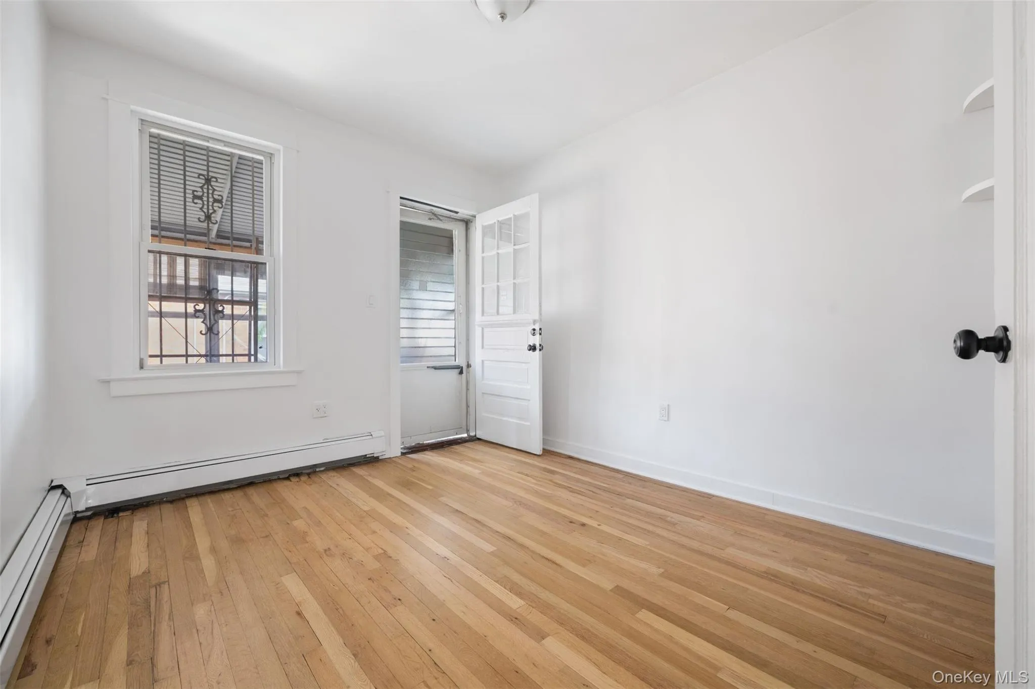 1902 Hone Avenue, New York, NY, 3 Bedrooms Bedrooms, 9 Rooms Rooms,2 BathroomsBathrooms,Residential,For Rent,Hone,0,1062413 1902 Hone Avenue, New York, NY, 3 Bedrooms Bedrooms, 9 Rooms Rooms,2 BathroomsBathrooms,Residential,For Rent,Hone,0,1062413