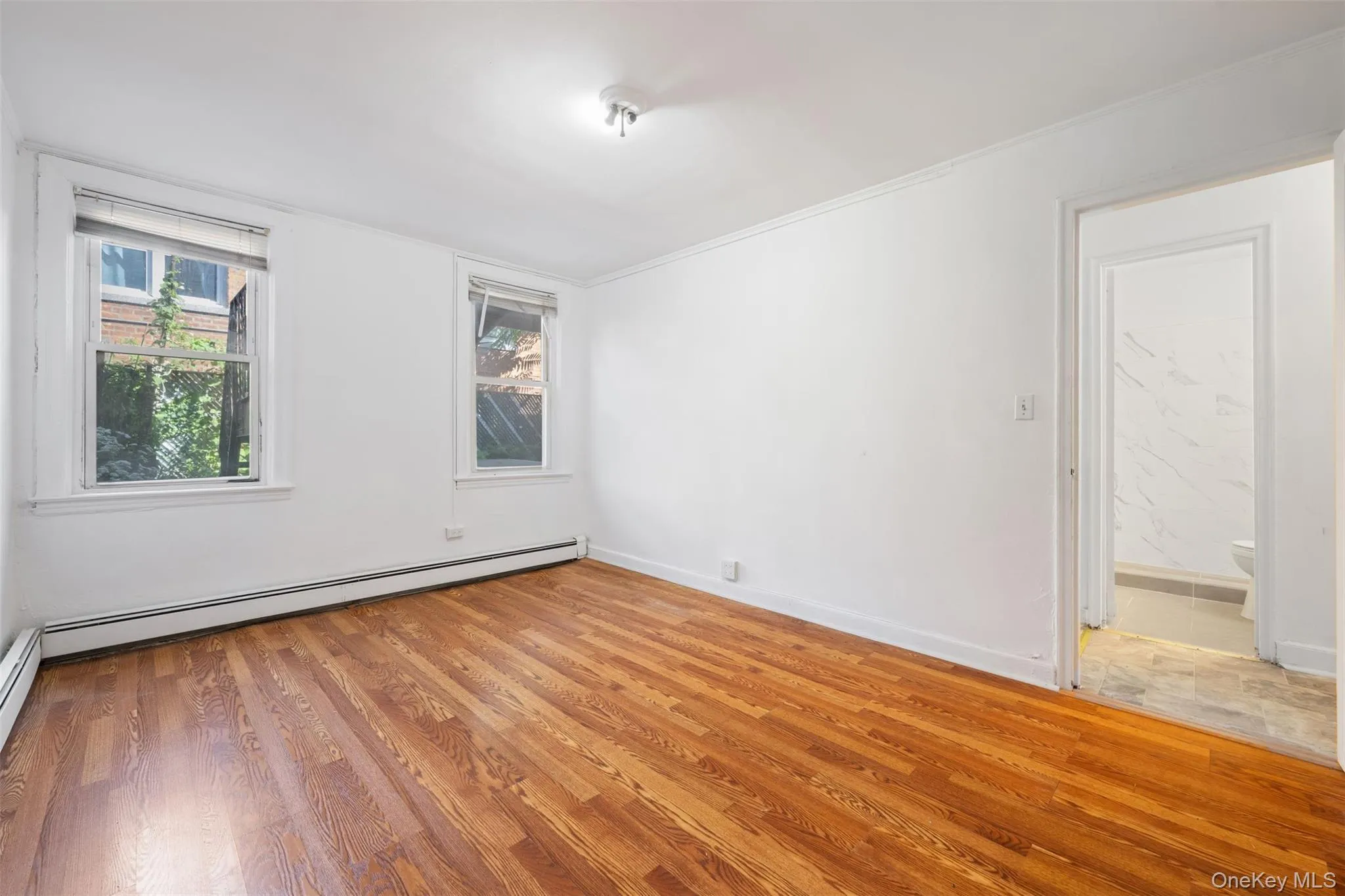 1902 Hone Avenue, New York, NY, 3 Bedrooms Bedrooms, 9 Rooms Rooms,2 BathroomsBathrooms,Residential,For Rent,Hone,0,1062413 1902 Hone Avenue, New York, NY, 3 Bedrooms Bedrooms, 9 Rooms Rooms,2 BathroomsBathrooms,Residential,For Rent,Hone,0,1062413