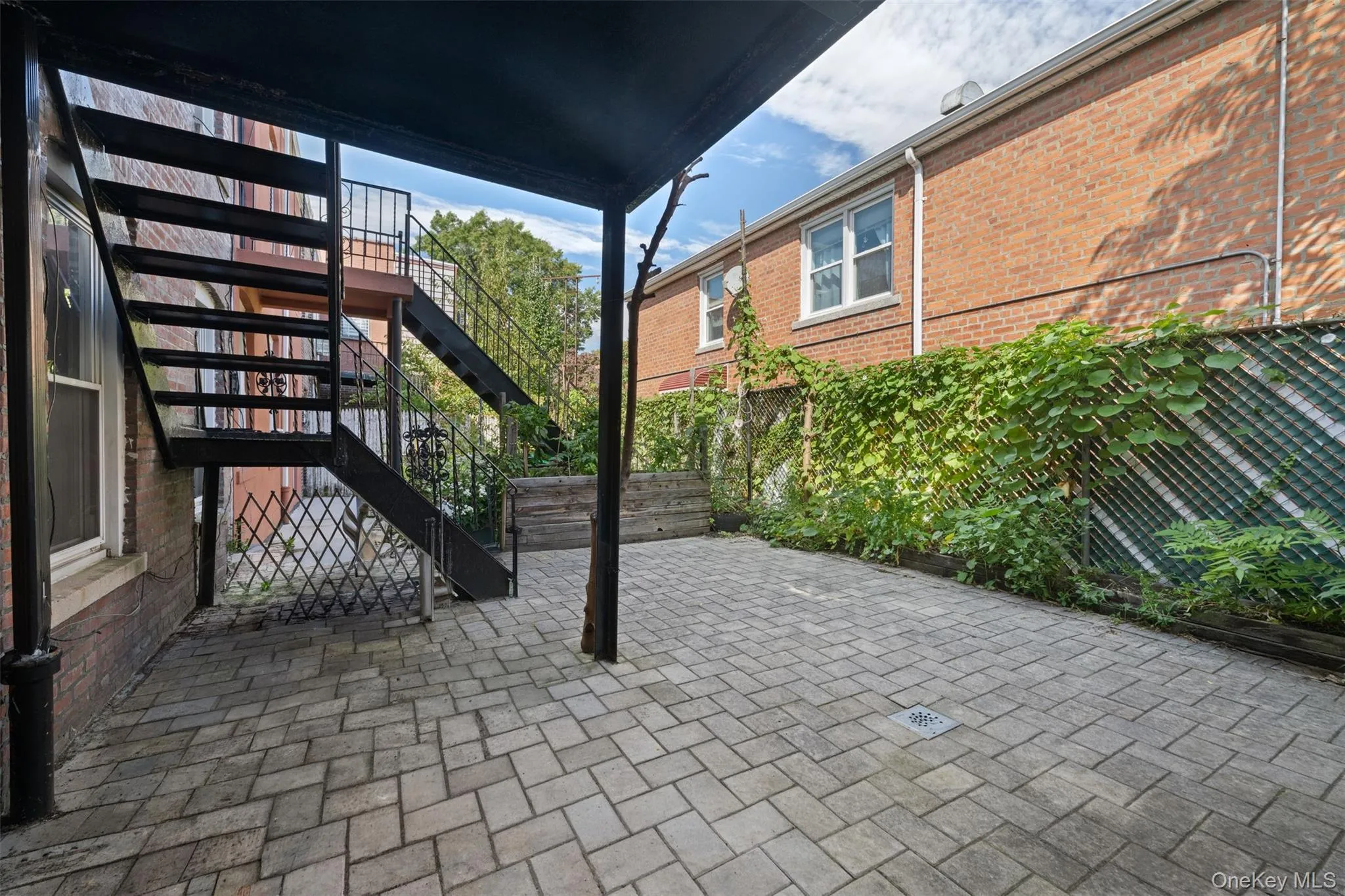 1902 Hone Avenue, New York, NY, 3 Bedrooms Bedrooms, 9 Rooms Rooms,2 BathroomsBathrooms,Residential,For Rent,Hone,0,1062413 1902 Hone Avenue, New York, NY, 3 Bedrooms Bedrooms, 9 Rooms Rooms,2 BathroomsBathrooms,Residential,For Rent,Hone,0,1062413