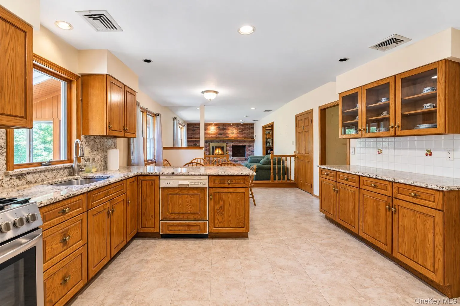 845 Park Avenue, Huntington, NY, 4 Bedrooms Bedrooms, 9 Rooms Rooms,2 BathroomsBathrooms,Residential,For Rent,Park,0,1062414 845 Park Avenue, Huntington, NY, 4 Bedrooms Bedrooms, 9 Rooms Rooms,2 BathroomsBathrooms,Residential,For Rent,Park,0,1062414
