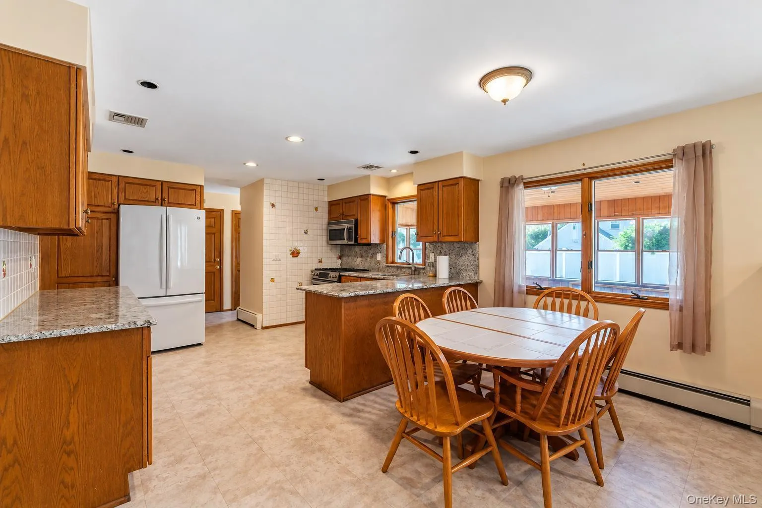 845 Park Avenue, Huntington, NY, 4 Bedrooms Bedrooms, 9 Rooms Rooms,2 BathroomsBathrooms,Residential,For Rent,Park,0,1062414 845 Park Avenue, Huntington, NY, 4 Bedrooms Bedrooms, 9 Rooms Rooms,2 BathroomsBathrooms,Residential,For Rent,Park,0,1062414