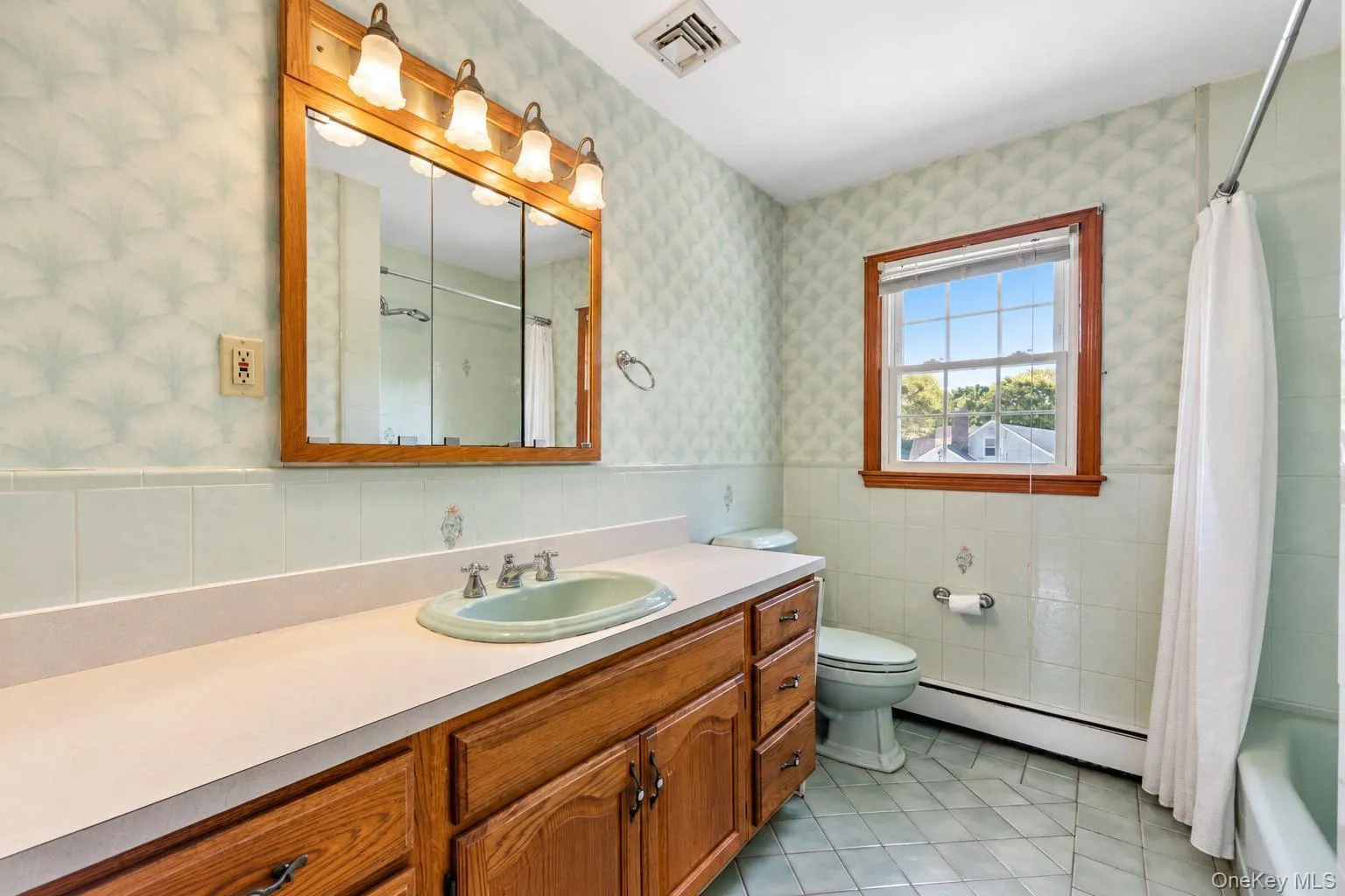 845 Park Avenue, Huntington, NY, 4 Bedrooms Bedrooms, 9 Rooms Rooms,2 BathroomsBathrooms,Residential,For Rent,Park,0,1062414 845 Park Avenue, Huntington, NY, 4 Bedrooms Bedrooms, 9 Rooms Rooms,2 BathroomsBathrooms,Residential,For Rent,Park,0,1062414