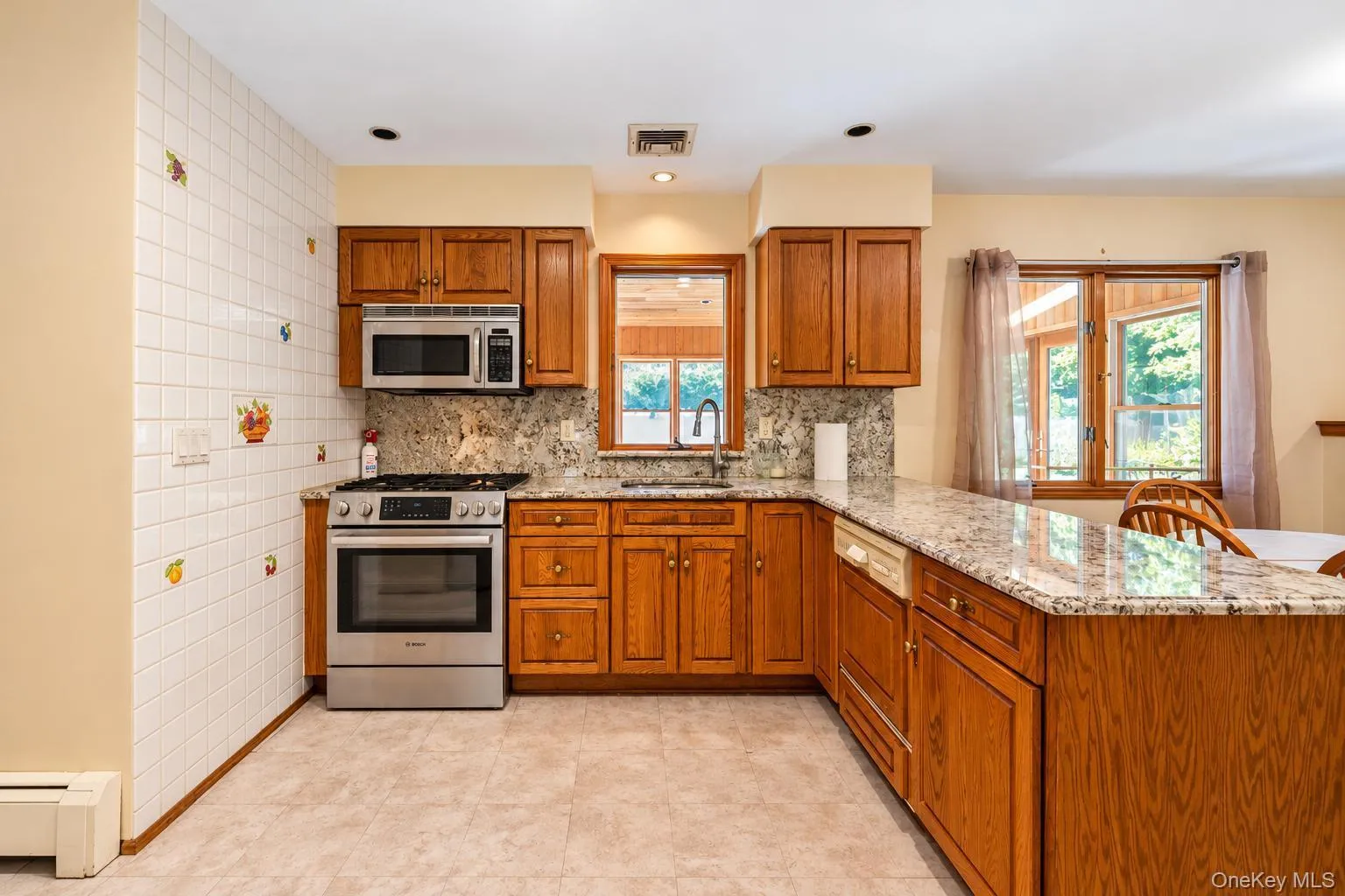 845 Park Avenue, Huntington, NY, 4 Bedrooms Bedrooms, 9 Rooms Rooms,2 BathroomsBathrooms,Residential,For Rent,Park,0,1062414 845 Park Avenue, Huntington, NY, 4 Bedrooms Bedrooms, 9 Rooms Rooms,2 BathroomsBathrooms,Residential,For Rent,Park,0,1062414