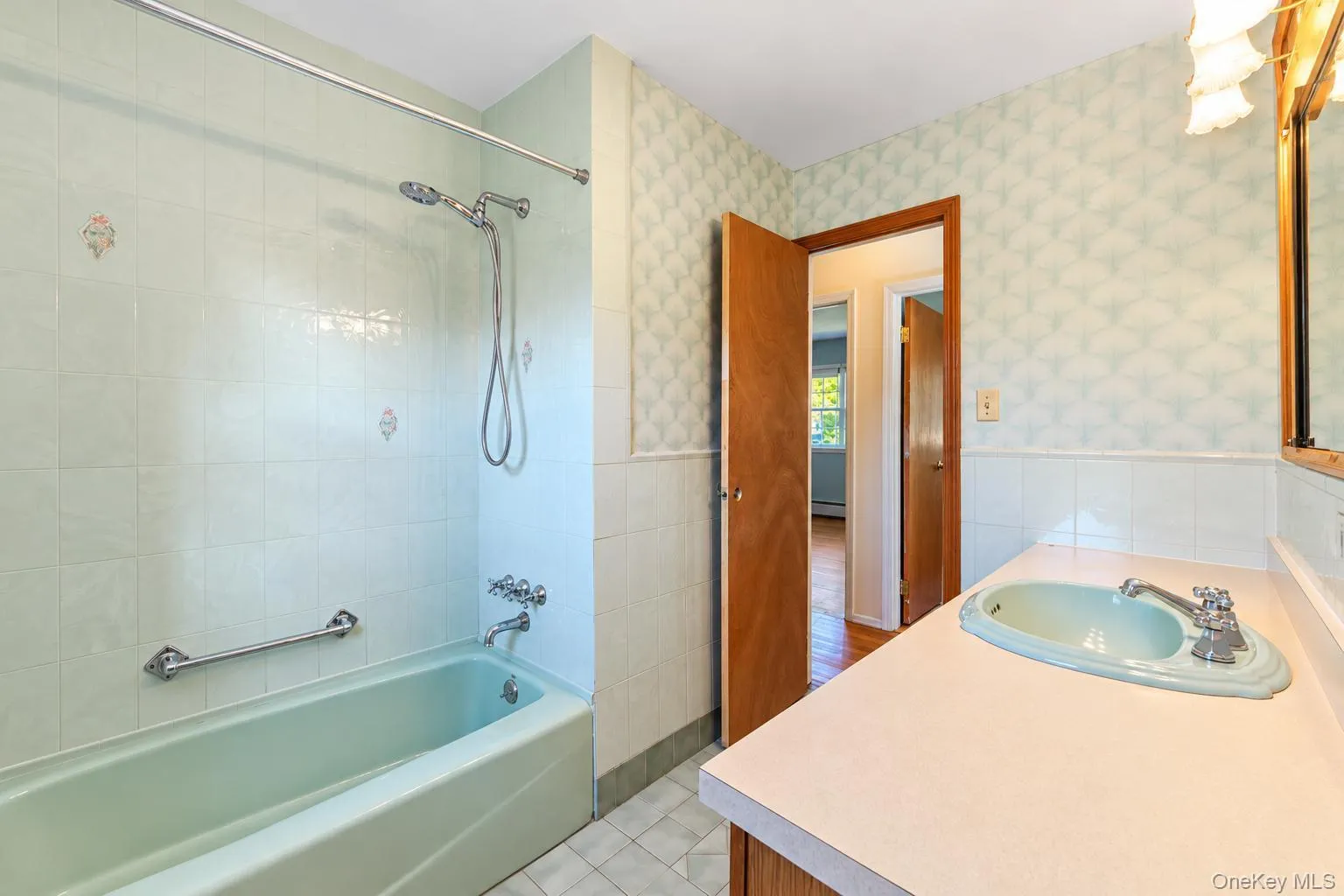 845 Park Avenue, Huntington, NY, 4 Bedrooms Bedrooms, 9 Rooms Rooms,2 BathroomsBathrooms,Residential,For Rent,Park,0,1062414 845 Park Avenue, Huntington, NY, 4 Bedrooms Bedrooms, 9 Rooms Rooms,2 BathroomsBathrooms,Residential,For Rent,Park,0,1062414