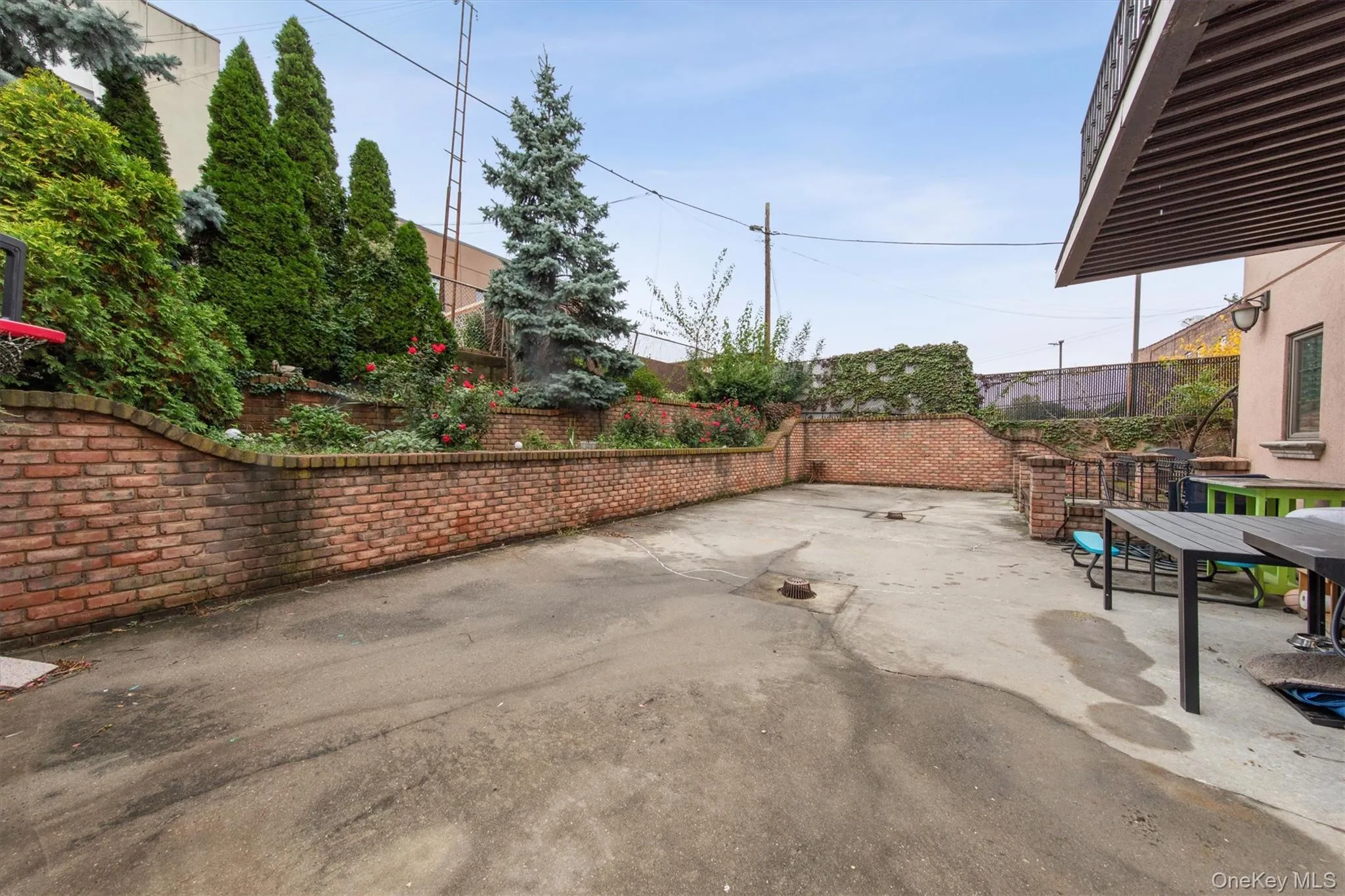 62-48 60th Place, New York, NY, 2 Bedrooms Bedrooms, 5 Rooms Rooms,1 BathroomBathrooms,Residential,For Rent,60th,0,1062416 62-48 60th Place, New York, NY, 2 Bedrooms Bedrooms, 5 Rooms Rooms,1 BathroomBathrooms,Residential,For Rent,60th,0,1062416