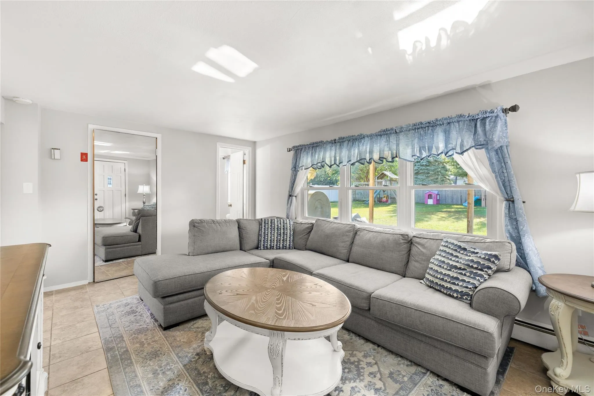 697 East Drive, Babylon, NY, 4 Bedrooms Bedrooms, 9 Rooms Rooms,2 BathroomsBathrooms,Residential,For Rent,East,0,1062419 697 East Drive, Babylon, NY, 4 Bedrooms Bedrooms, 9 Rooms Rooms,2 BathroomsBathrooms,Residential,For Rent,East,0,1062419