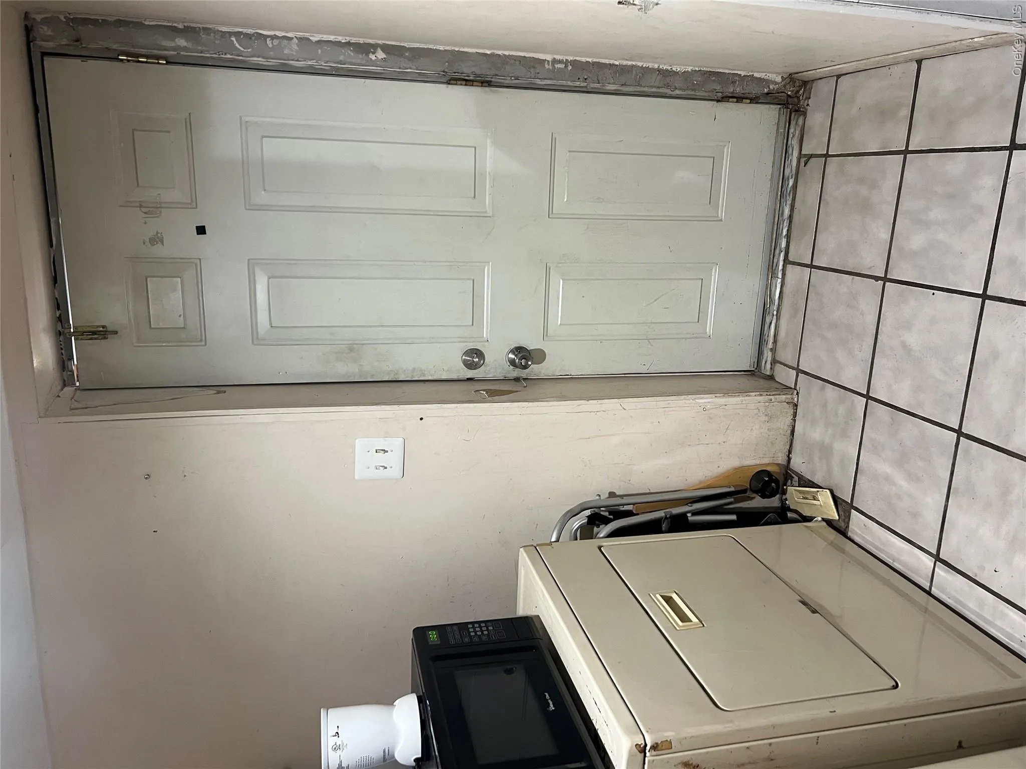 138 Mason Street, Hempstead, NY, 5 Bedrooms Bedrooms, 9 Rooms Rooms,3 BathroomsBathrooms,Residential,For Rent,Mason,0,1062420 138 Mason Street, Hempstead, NY, 5 Bedrooms Bedrooms, 9 Rooms Rooms,3 BathroomsBathrooms,Residential,For Rent,Mason,0,1062420