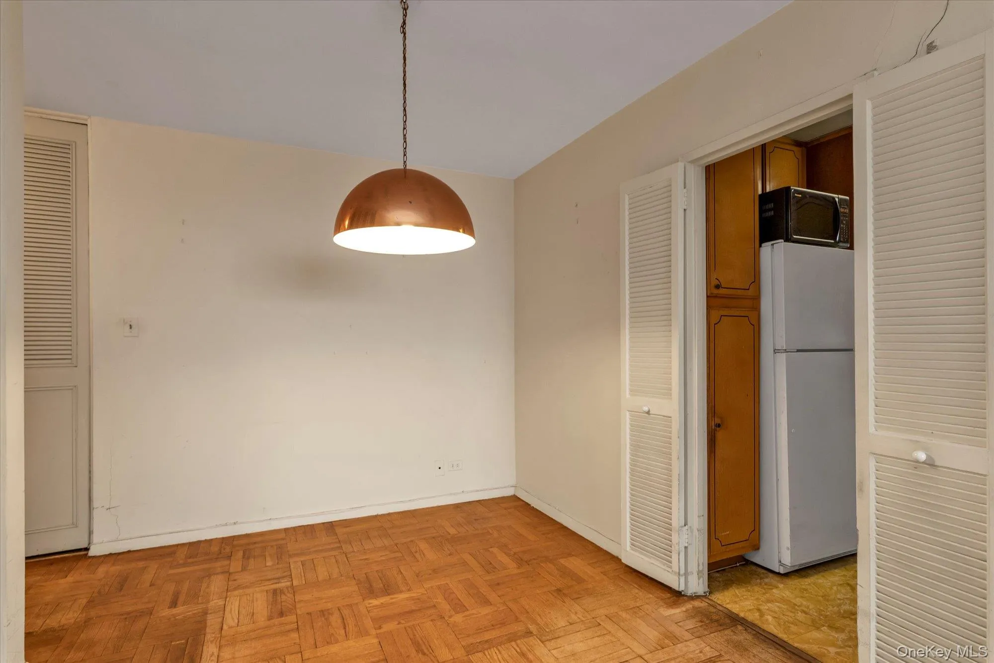 66-36 Yellowstone Blvd, New York, NY, 2 Bedrooms Bedrooms, 4 Rooms Rooms,1 BathroomBathrooms,Residential,For Rent,Yellowstone Blvd,0,1062423 66-36 Yellowstone Blvd, New York, NY, 2 Bedrooms Bedrooms, 4 Rooms Rooms,1 BathroomBathrooms,Residential,For Rent,Yellowstone Blvd,0,1062423