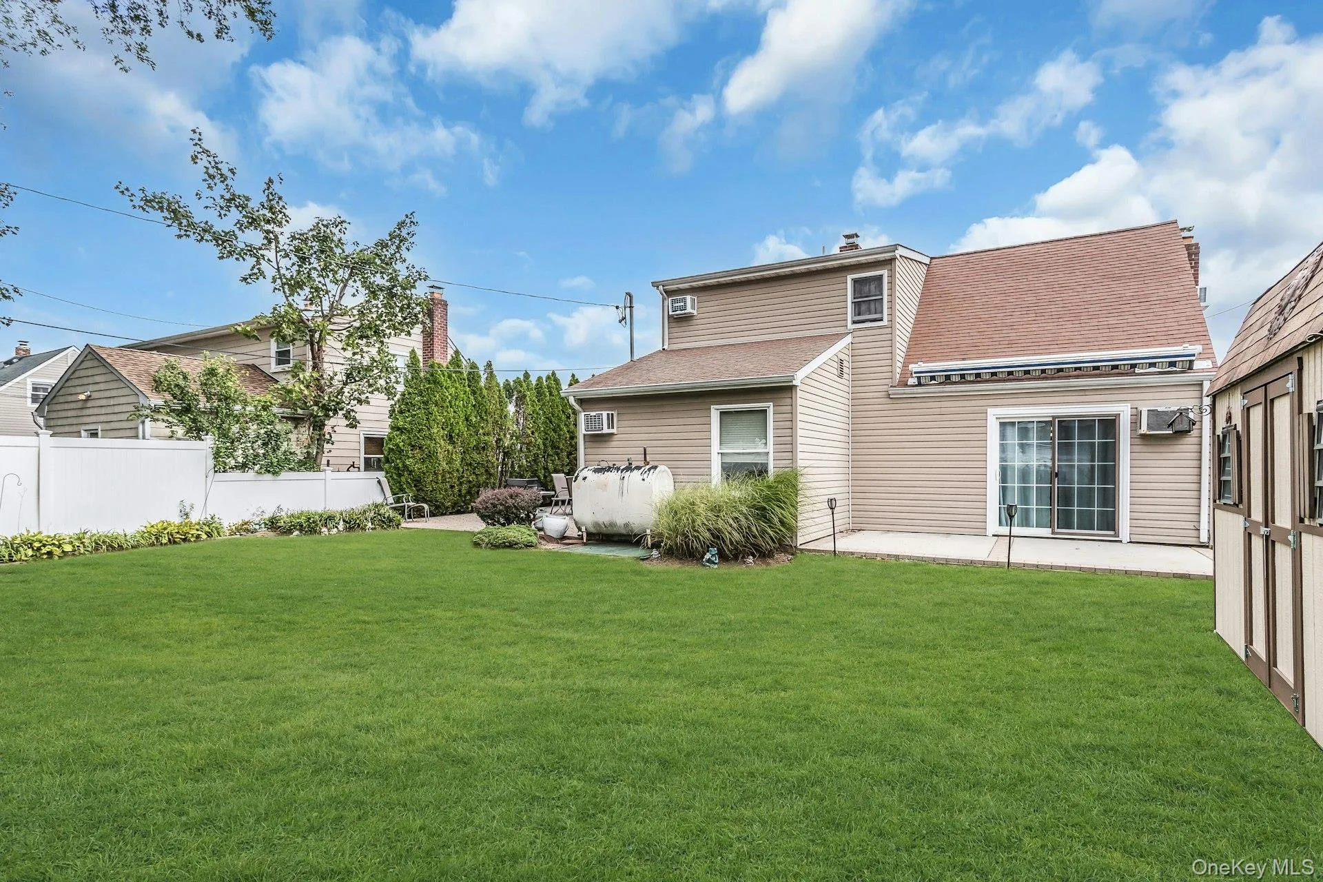 168 Saddle Lane, Hempstead, NY, 4 Bedrooms Bedrooms, 8 Rooms Rooms,2 BathroomsBathrooms,Residential,For Rent,Saddle,0,1062429 168 Saddle Lane, Hempstead, NY, 4 Bedrooms Bedrooms, 8 Rooms Rooms,2 BathroomsBathrooms,Residential,For Rent,Saddle,0,1062429