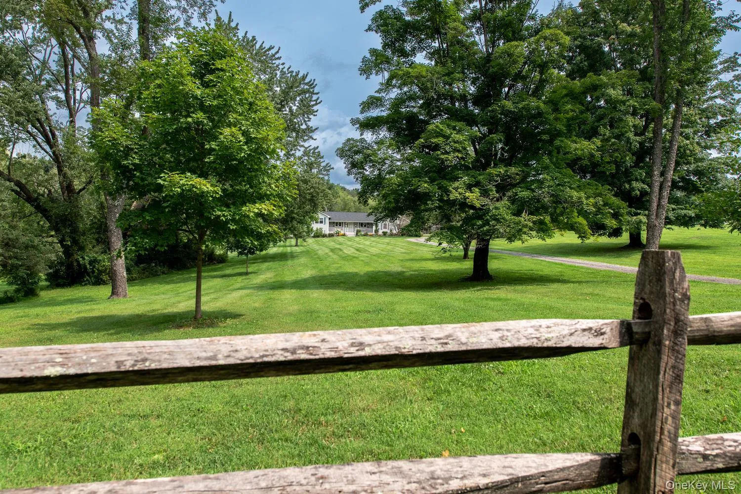 27 Verbank Club Road, Union Vale, NY, 4 Bedrooms Bedrooms, 8 Rooms Rooms,3 BathroomsBathrooms,Residential,For Rent,Verbank Club,0,1062440 27 Verbank Club Road, Union Vale, NY, 4 Bedrooms Bedrooms, 8 Rooms Rooms,3 BathroomsBathrooms,Residential,For Rent,Verbank Club,0,1062440