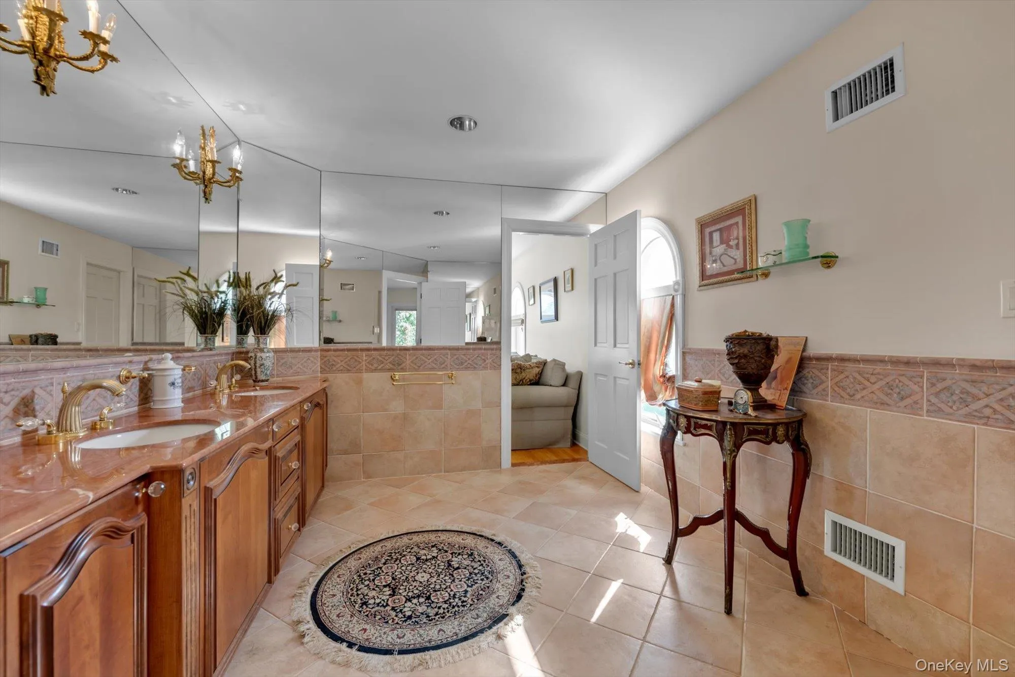 11 Polo Drive, North Hempstead, NY, 6 Bedrooms Bedrooms, 12 Rooms Rooms,6 BathroomsBathrooms,Residential,For Rent,Polo,0,1062443 11 Polo Drive, North Hempstead, NY, 6 Bedrooms Bedrooms, 12 Rooms Rooms,6 BathroomsBathrooms,Residential,For Rent,Polo,0,1062443