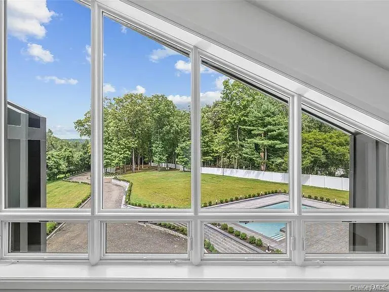 408 Buena Vista Road, Clarkstown, NY, 7 Bedrooms Bedrooms, 14 Rooms Rooms,3 BathroomsBathrooms,Residential,For Rent,Buena Vista,0,1062447 408 Buena Vista Road, Clarkstown, NY, 7 Bedrooms Bedrooms, 14 Rooms Rooms,3 BathroomsBathrooms,Residential,For Rent,Buena Vista,0,1062447