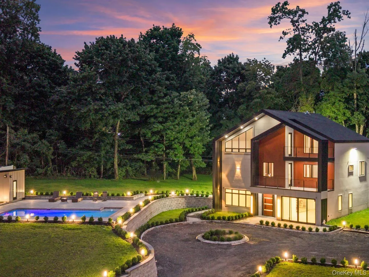 408 Buena Vista Road, Clarkstown, NY, 7 Bedrooms Bedrooms, 14 Rooms Rooms,3 BathroomsBathrooms,Residential,For Rent,Buena Vista,0,1062447 408 Buena Vista Road, Clarkstown, NY, 7 Bedrooms Bedrooms, 14 Rooms Rooms,3 BathroomsBathrooms,Residential,For Rent,Buena Vista,0,1062447