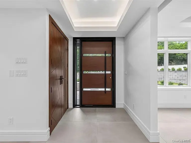 408 Buena Vista Road, Clarkstown, NY, 7 Bedrooms Bedrooms, 14 Rooms Rooms,3 BathroomsBathrooms,Residential,For Rent,Buena Vista,0,1062447 408 Buena Vista Road, Clarkstown, NY, 7 Bedrooms Bedrooms, 14 Rooms Rooms,3 BathroomsBathrooms,Residential,For Rent,Buena Vista,0,1062447