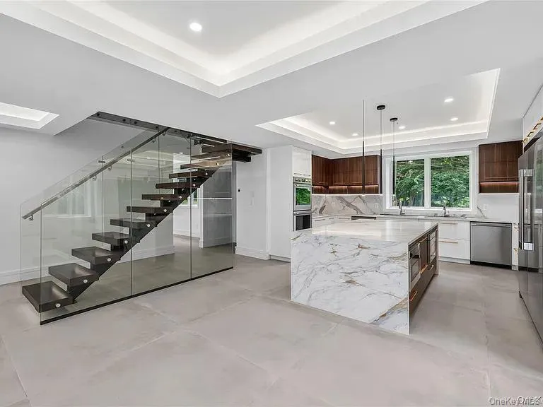 408 Buena Vista Road, Clarkstown, NY, 7 Bedrooms Bedrooms, 14 Rooms Rooms,3 BathroomsBathrooms,Residential,For Rent,Buena Vista,0,1062447 408 Buena Vista Road, Clarkstown, NY, 7 Bedrooms Bedrooms, 14 Rooms Rooms,3 BathroomsBathrooms,Residential,For Rent,Buena Vista,0,1062447