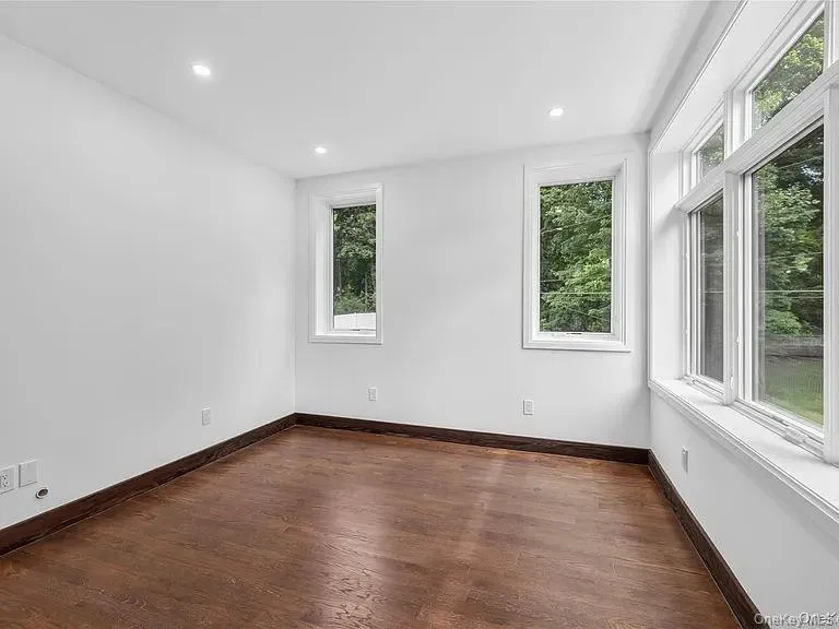 408 Buena Vista Road, Clarkstown, NY, 7 Bedrooms Bedrooms, 14 Rooms Rooms,3 BathroomsBathrooms,Residential,For Rent,Buena Vista,0,1062447 408 Buena Vista Road, Clarkstown, NY, 7 Bedrooms Bedrooms, 14 Rooms Rooms,3 BathroomsBathrooms,Residential,For Rent,Buena Vista,0,1062447