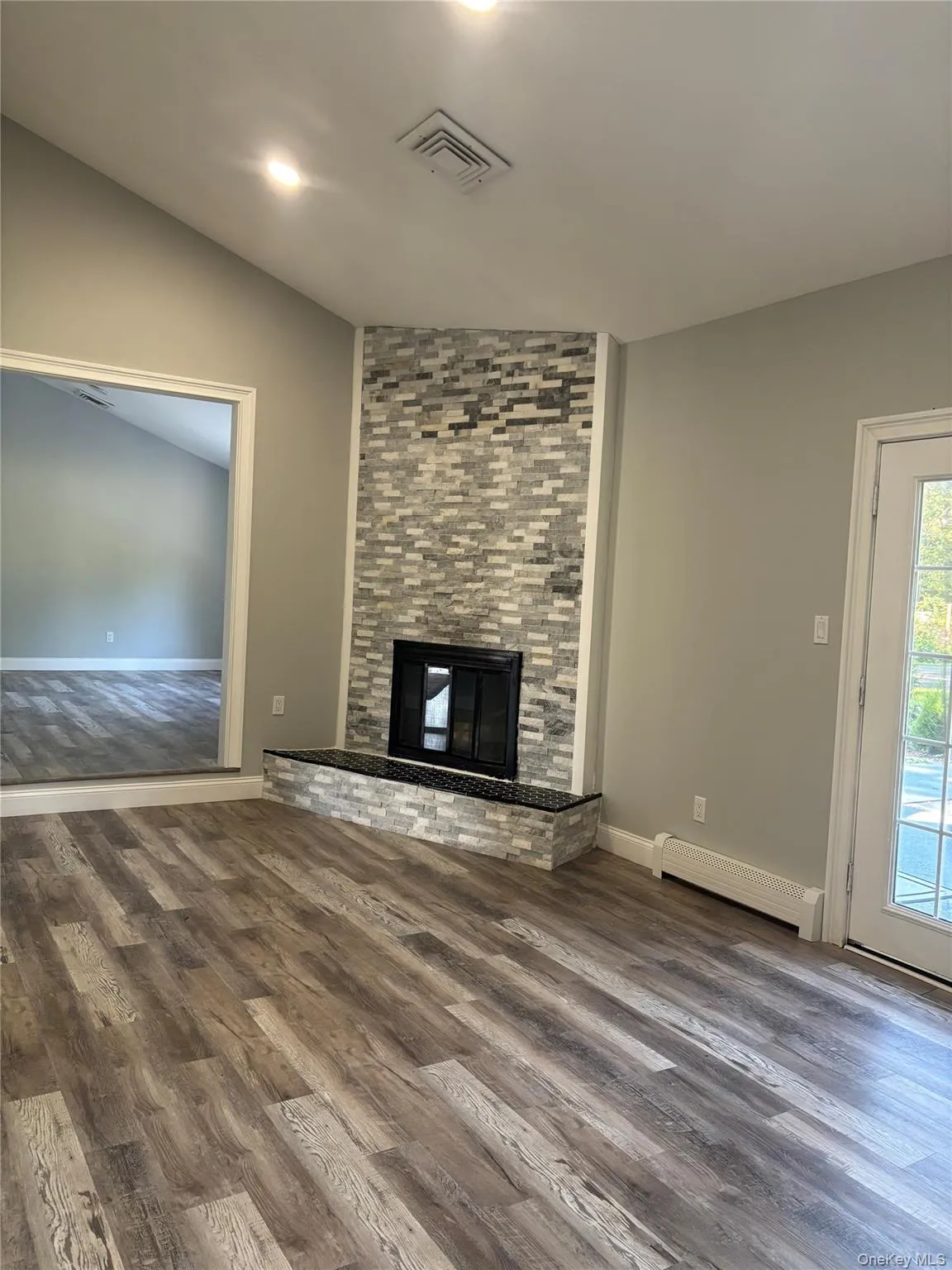 18 William Street, Brookhaven, NY, 4 Bedrooms Bedrooms, 6 Rooms Rooms,2 BathroomsBathrooms,Residential,For Rent,William,0,1062454 18 William Street, Brookhaven, NY, 4 Bedrooms Bedrooms, 6 Rooms Rooms,2 BathroomsBathrooms,Residential,For Rent,William,0,1062454