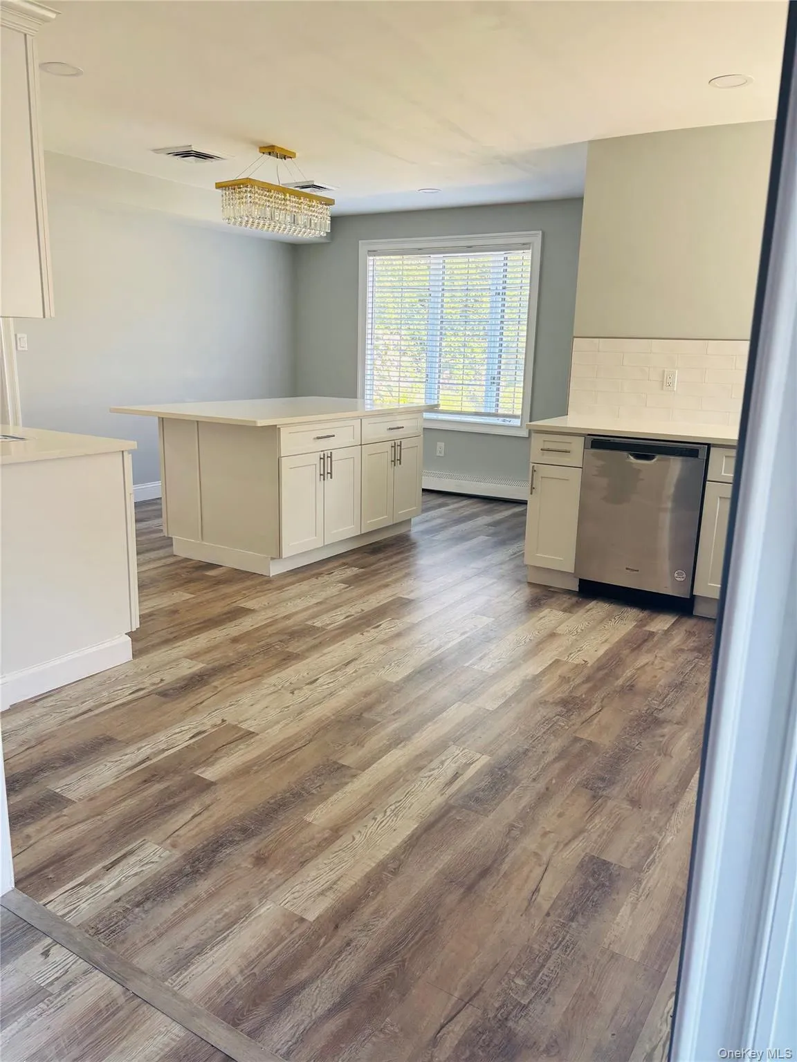18 William Street, Brookhaven, NY, 4 Bedrooms Bedrooms, 6 Rooms Rooms,2 BathroomsBathrooms,Residential,For Rent,William,0,1062454 18 William Street, Brookhaven, NY, 4 Bedrooms Bedrooms, 6 Rooms Rooms,2 BathroomsBathrooms,Residential,For Rent,William,0,1062454