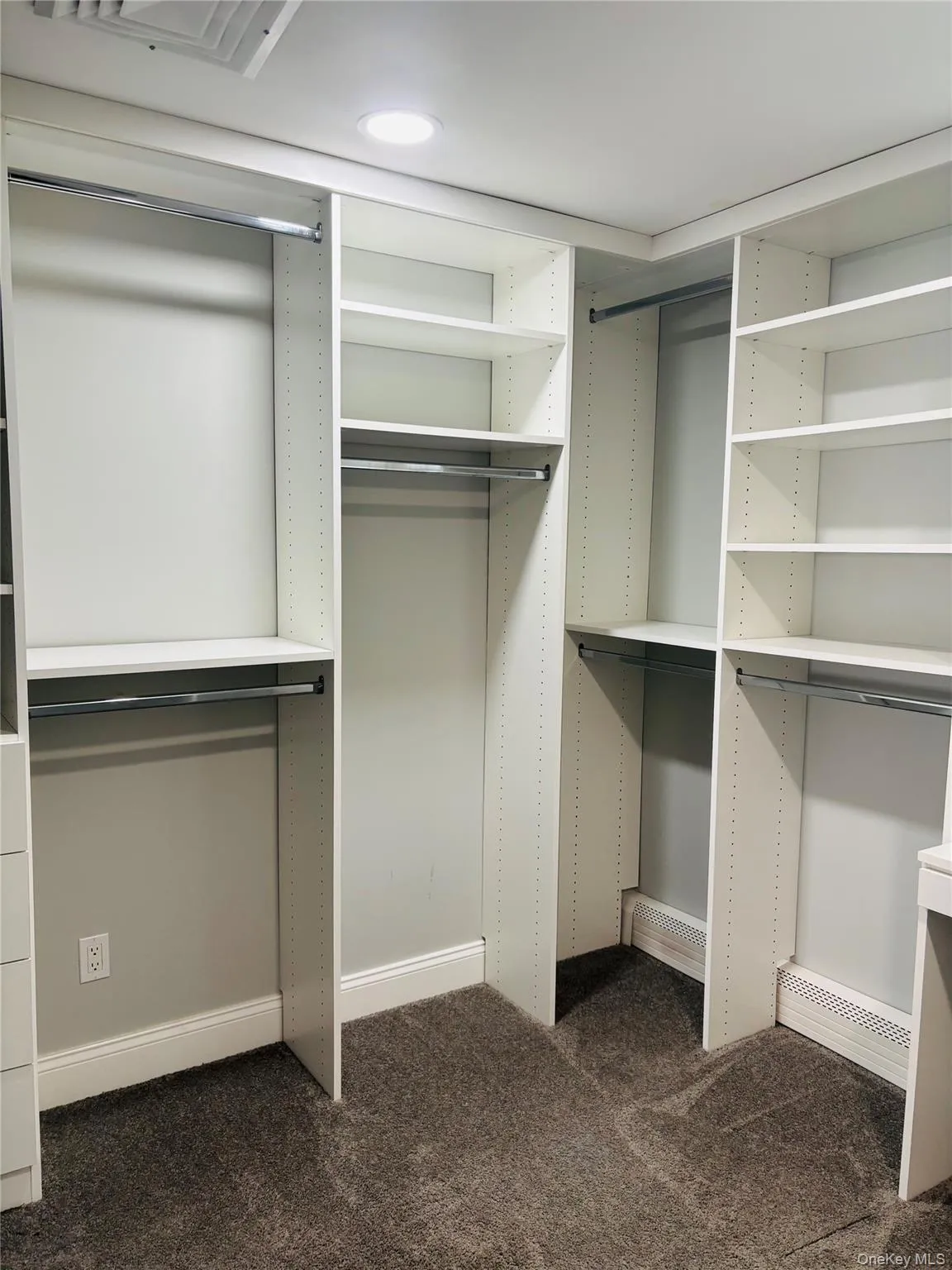 18 William Street, Brookhaven, NY, 4 Bedrooms Bedrooms, 6 Rooms Rooms,2 BathroomsBathrooms,Residential,For Rent,William,0,1062454 18 William Street, Brookhaven, NY, 4 Bedrooms Bedrooms, 6 Rooms Rooms,2 BathroomsBathrooms,Residential,For Rent,William,0,1062454