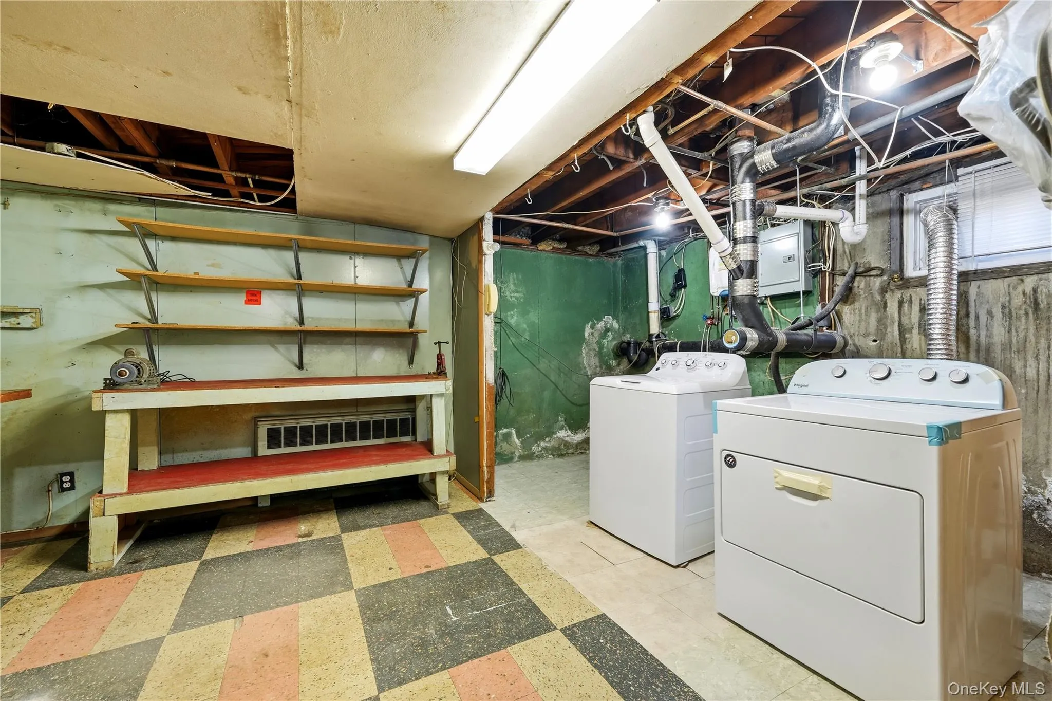 56 Prairie Drive, Babylon, NY, 3 Bedrooms Bedrooms, 5 Rooms Rooms,1 BathroomBathrooms,Residential,For Rent,Prairie,0,1062455 56 Prairie Drive, Babylon, NY, 3 Bedrooms Bedrooms, 5 Rooms Rooms,1 BathroomBathrooms,Residential,For Rent,Prairie,0,1062455