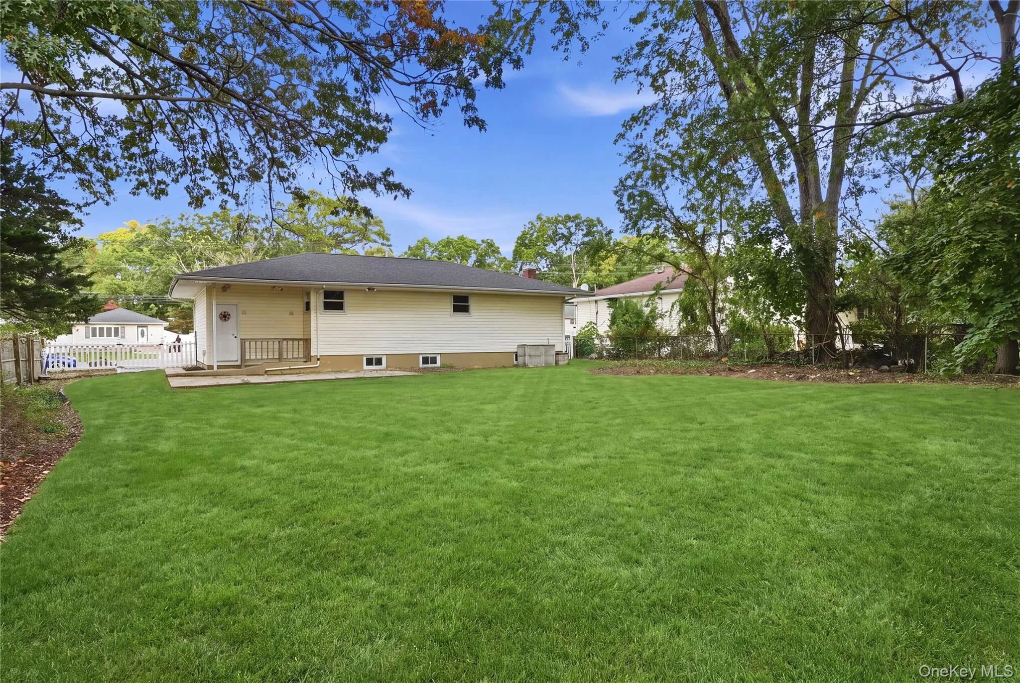 56 Prairie Drive, Babylon, NY, 3 Bedrooms Bedrooms, 5 Rooms Rooms,1 BathroomBathrooms,Residential,For Rent,Prairie,0,1062455 56 Prairie Drive, Babylon, NY, 3 Bedrooms Bedrooms, 5 Rooms Rooms,1 BathroomBathrooms,Residential,For Rent,Prairie,0,1062455