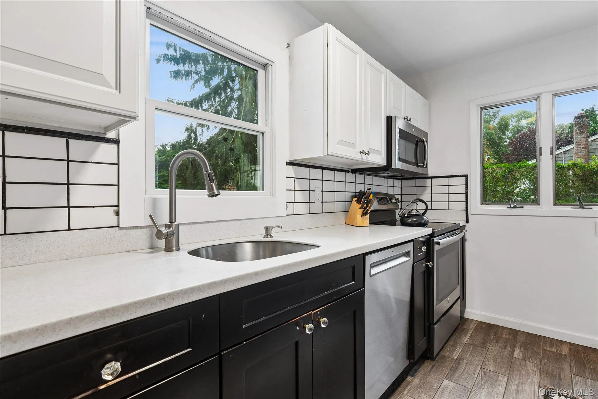 44 Mill Road, Southampton, NY, 3 Bedroom Bedrooms, 9 Room Rooms,2 BathroomBathrooms,Residential Lease,For Rent,Mill,0,1062459 44 Mill Road, Southampton, NY, 3 Bedroom Bedrooms, 9 Room Rooms,2 BathroomBathrooms,Residential Lease,For Rent,Mill,0,1062459