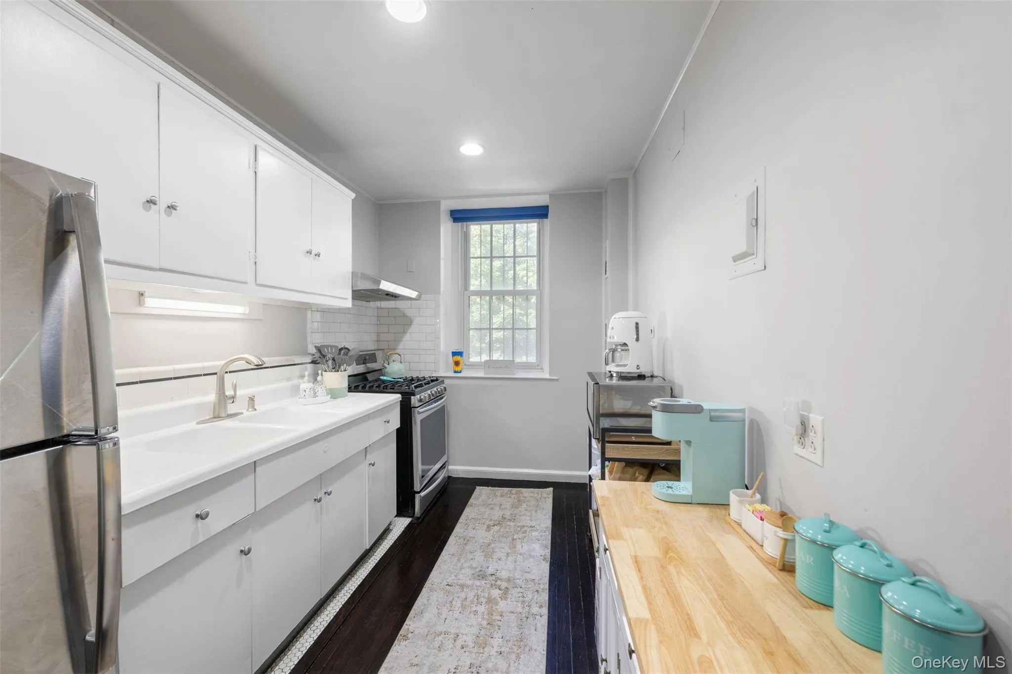 3814 Johnson Avenue, New York, NY, 1 Bedroom Bedrooms, 4 Rooms Rooms,1 BathroomBathrooms,Residential,For Rent,Johnson,0,1062463 3814 Johnson Avenue, New York, NY, 1 Bedroom Bedrooms, 4 Rooms Rooms,1 BathroomBathrooms,Residential,For Rent,Johnson,0,1062463