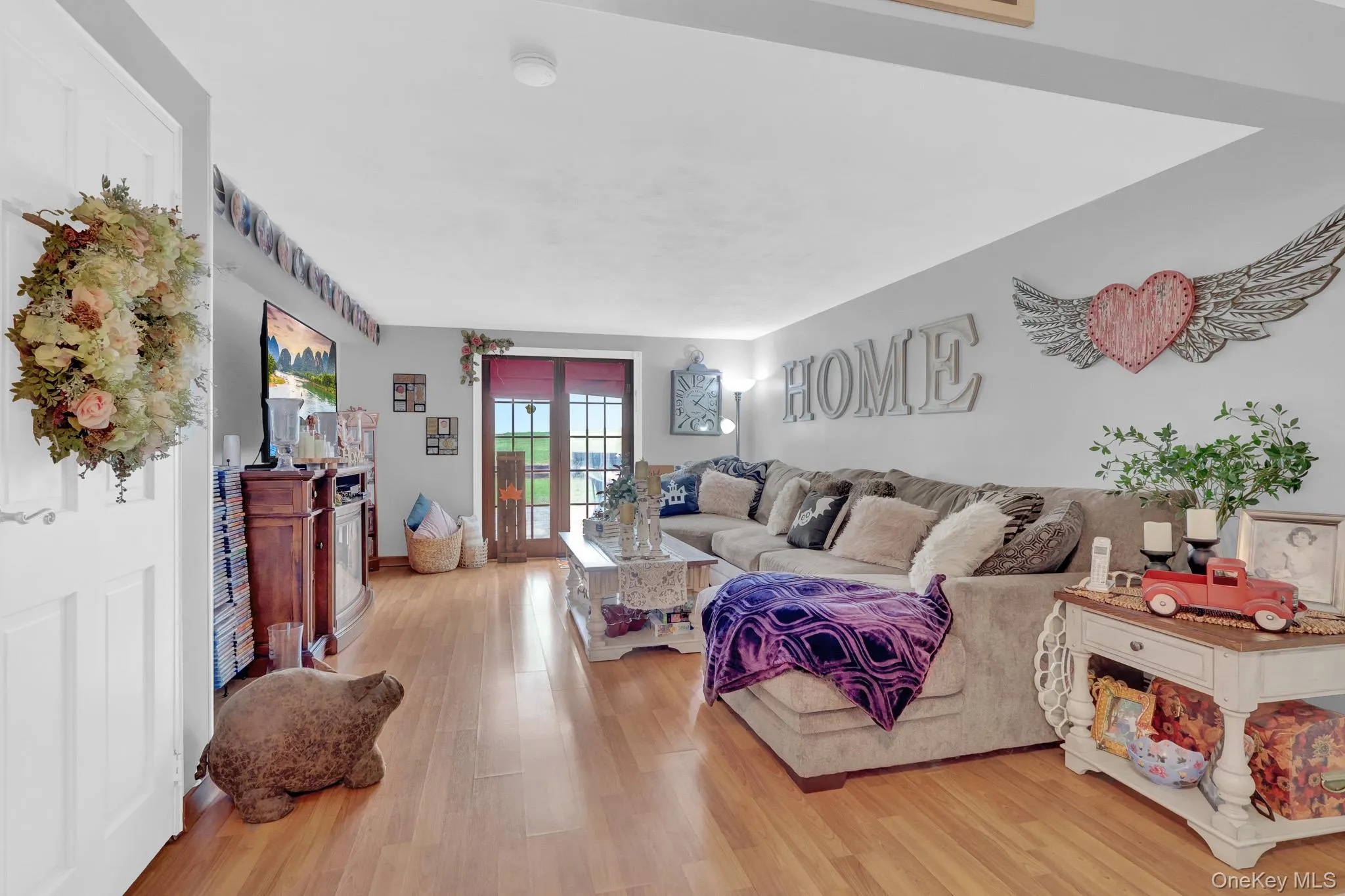 12 Croydon Avenue, Brookhaven, NY, 3 Bedrooms Bedrooms, 8 Rooms Rooms,2 BathroomsBathrooms,Residential,For Rent,Croydon,0,1062466 12 Croydon Avenue, Brookhaven, NY, 3 Bedrooms Bedrooms, 8 Rooms Rooms,2 BathroomsBathrooms,Residential,For Rent,Croydon,0,1062466