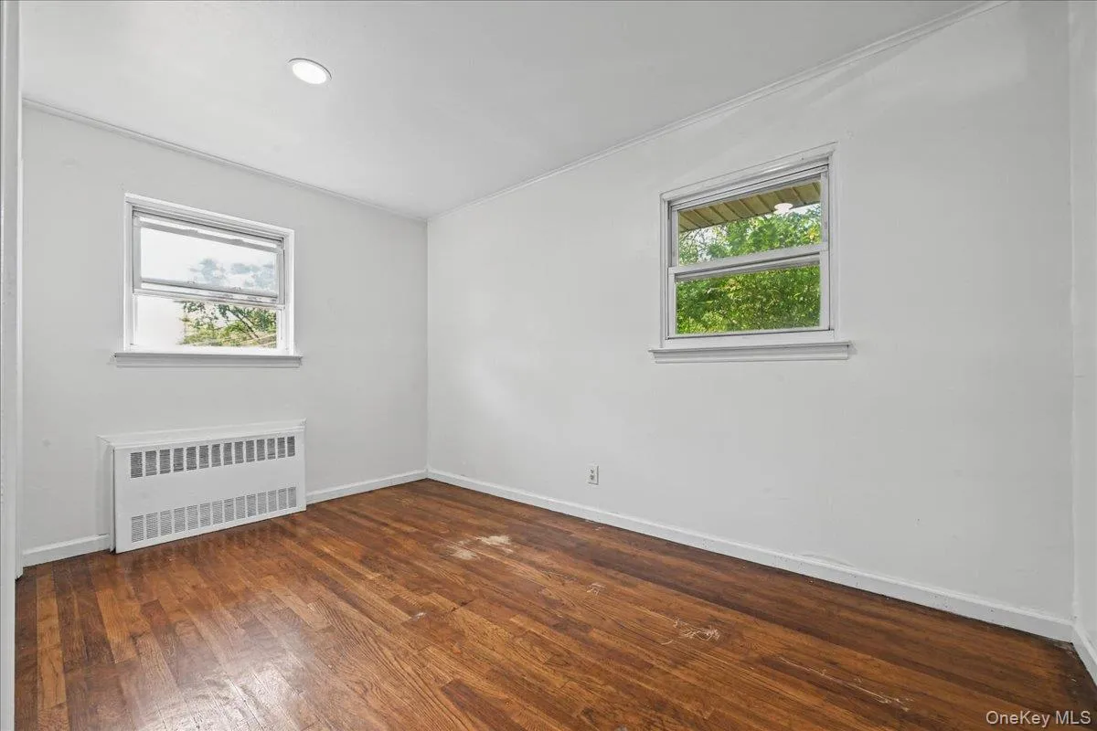 8 Evers Street, Oyster Bay, NY, 3 Bedrooms Bedrooms, 6 Rooms Rooms,2 BathroomsBathrooms,Residential,For Rent,Evers,0,1062477 8 Evers Street, Oyster Bay, NY, 3 Bedrooms Bedrooms, 6 Rooms Rooms,2 BathroomsBathrooms,Residential,For Rent,Evers,0,1062477