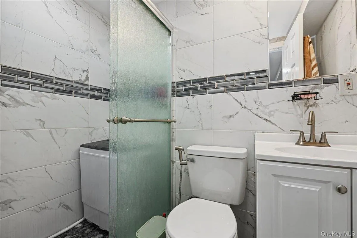 8 Evers Street, Oyster Bay, NY, 3 Bedrooms Bedrooms, 6 Rooms Rooms,2 BathroomsBathrooms,Residential,For Rent,Evers,0,1062477 8 Evers Street, Oyster Bay, NY, 3 Bedrooms Bedrooms, 6 Rooms Rooms,2 BathroomsBathrooms,Residential,For Rent,Evers,0,1062477