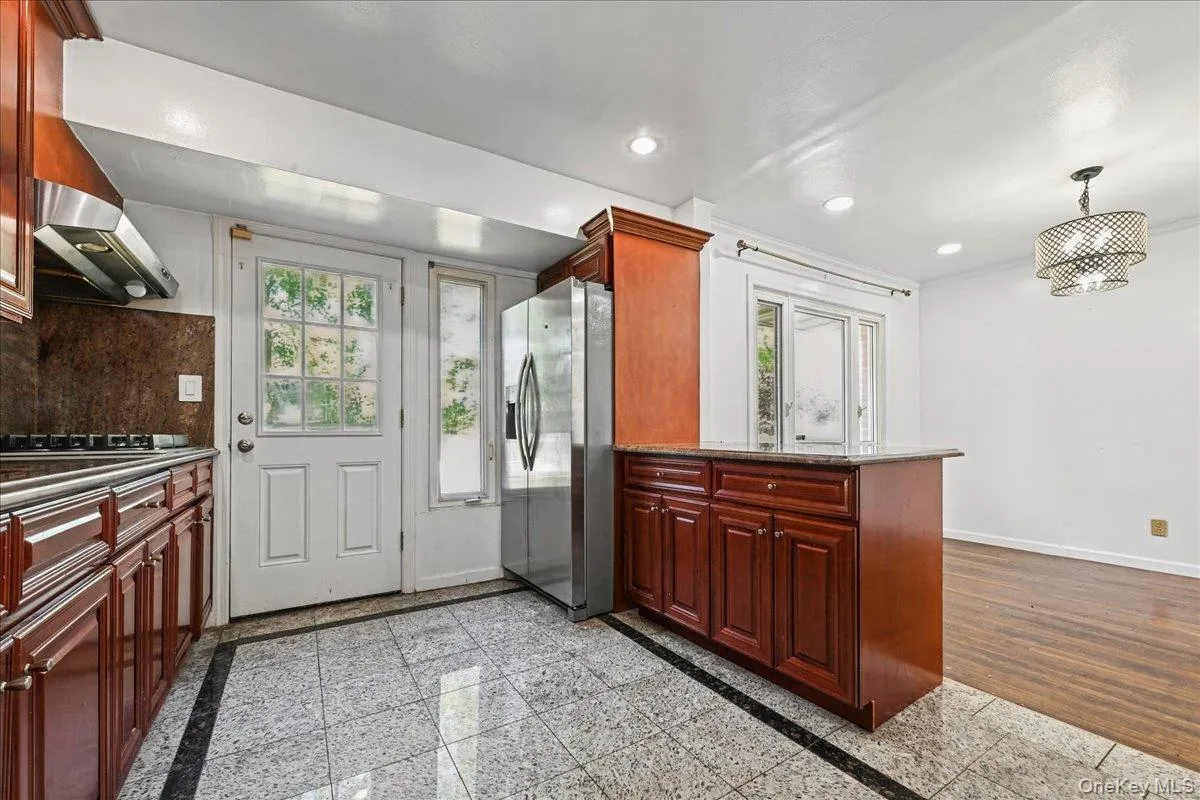8 Evers Street, Oyster Bay, NY, 3 Bedrooms Bedrooms, 6 Rooms Rooms,2 BathroomsBathrooms,Residential,For Rent,Evers,0,1062477 8 Evers Street, Oyster Bay, NY, 3 Bedrooms Bedrooms, 6 Rooms Rooms,2 BathroomsBathrooms,Residential,For Rent,Evers,0,1062477